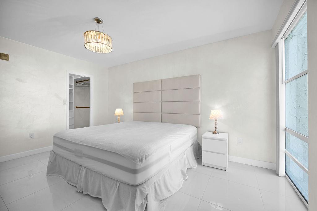 17620 Atlantic Blvd #302,Sunny Isles Beach, FL 33160