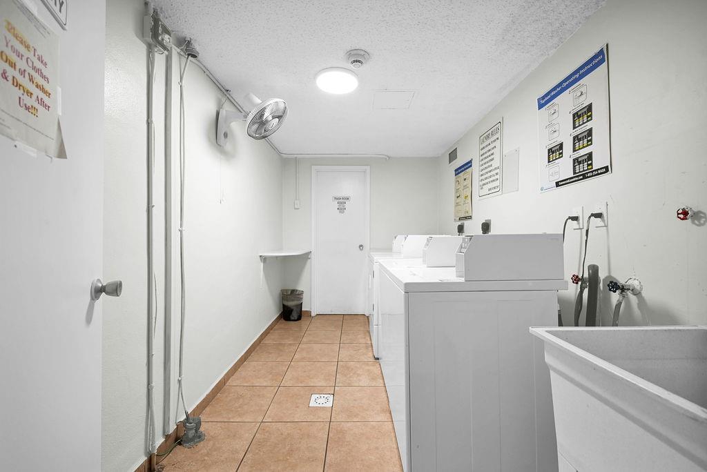 17620 Atlantic Blvd #302,Sunny Isles Beach, FL 33160