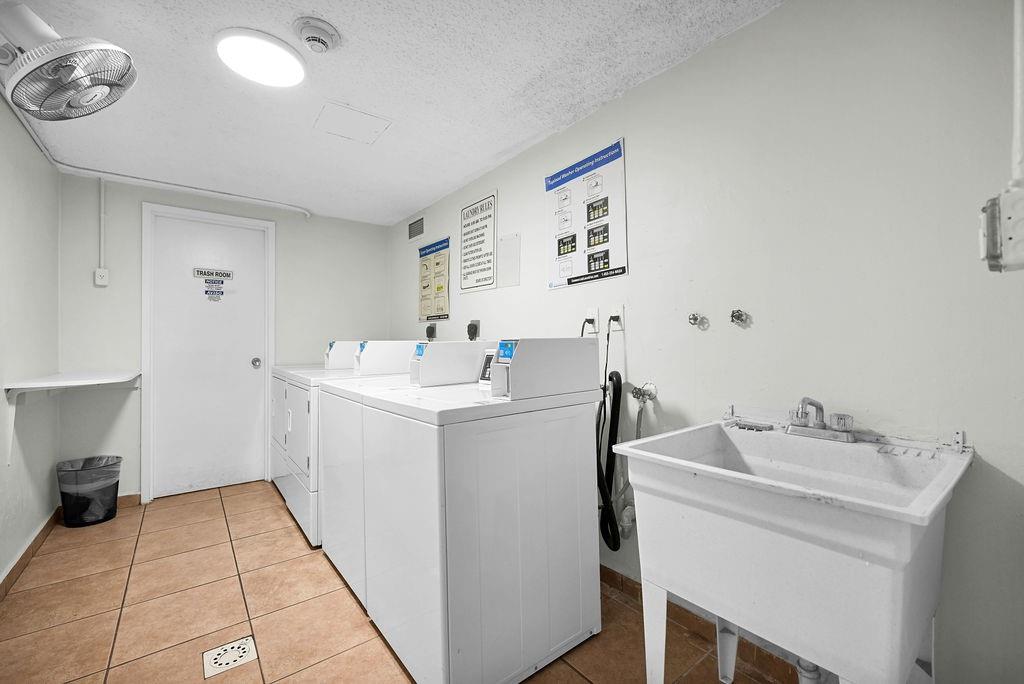 17620 Atlantic Blvd #302,Sunny Isles Beach, FL 33160