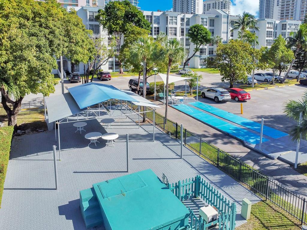 17620 Atlantic Blvd #302,Sunny Isles Beach, FL 33160