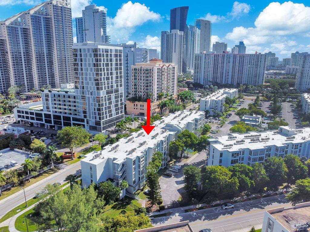 17620 Atlantic Blvd #302,Sunny Isles Beach, FL 33160