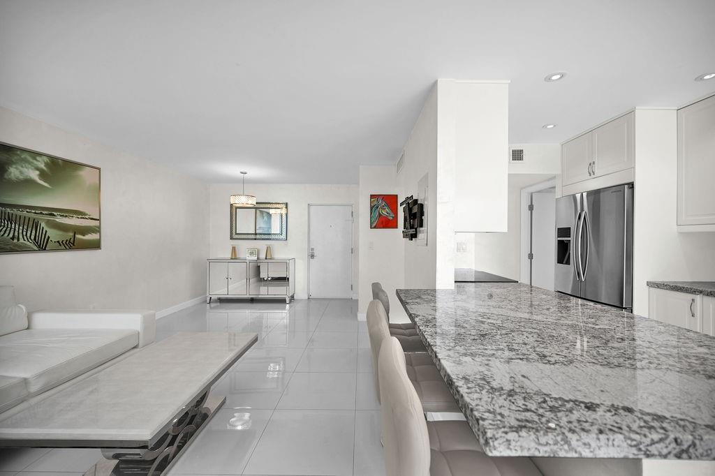 17620 Atlantic Blvd #302,Sunny Isles Beach, FL 33160