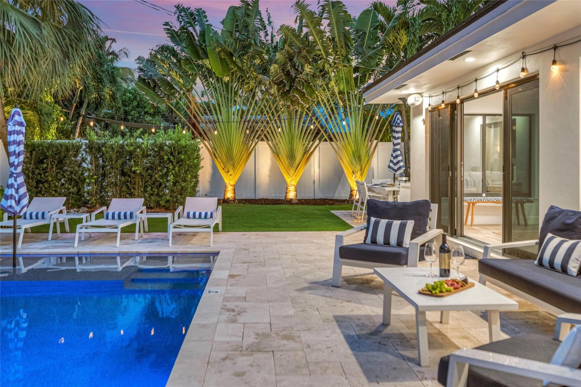 2205 Manatee Fort Lauderdale, FL 33316