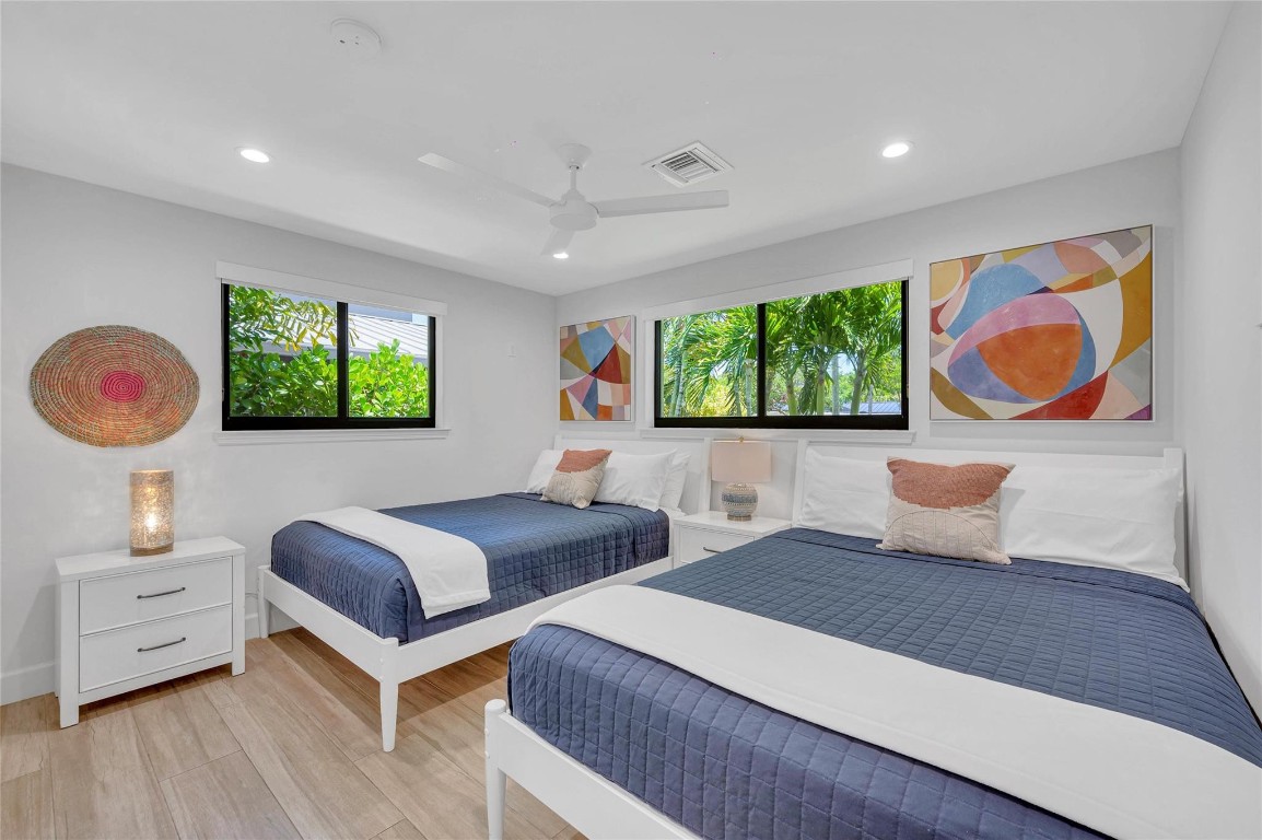 2205 Manatee Fort Lauderdale, FL 33316