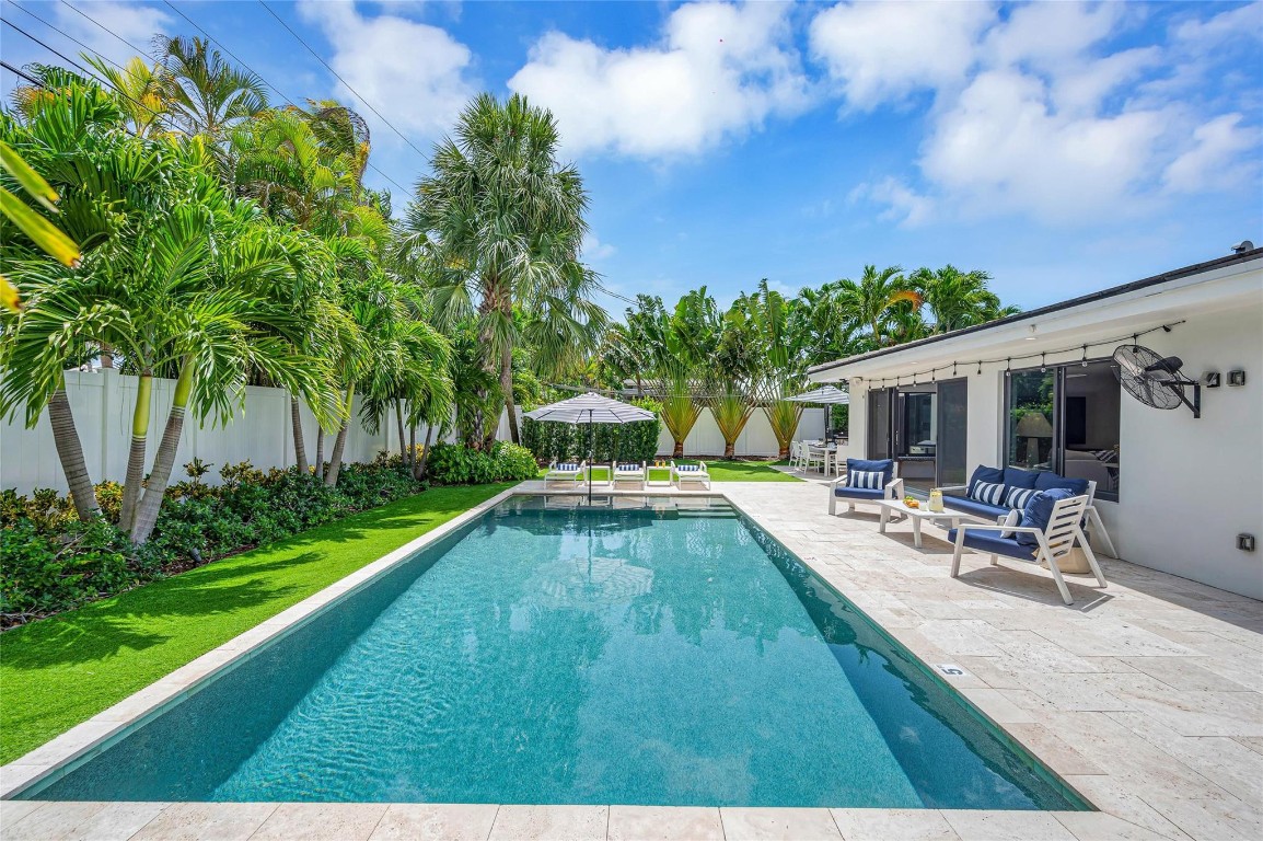 2205 Manatee Fort Lauderdale, FL 33316