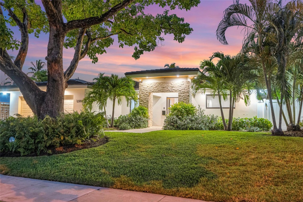 2205 Manatee Fort Lauderdale, FL 33316