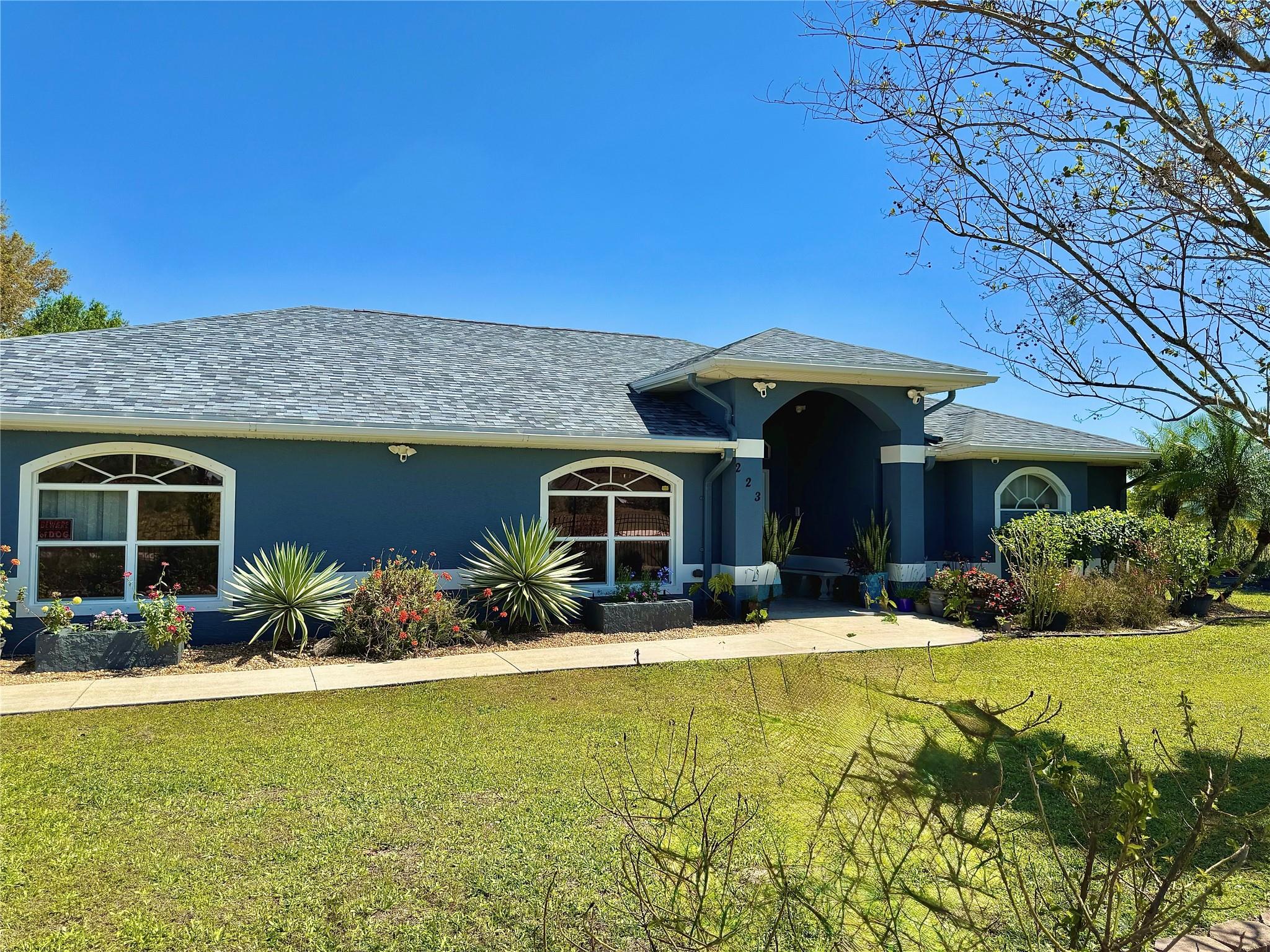 223 S Landry Rd