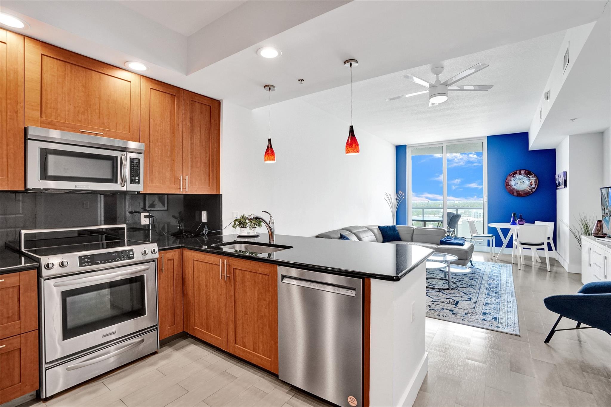 315 NE 3rd Ave #1209 Fort Lauderdale, FL 33301