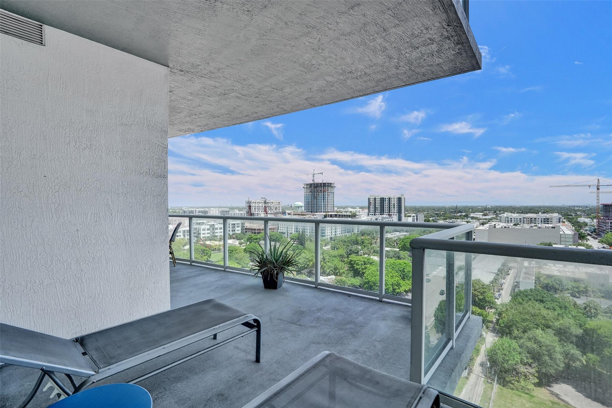 315 NE 3rd Ave #1209 Fort Lauderdale, FL 33301