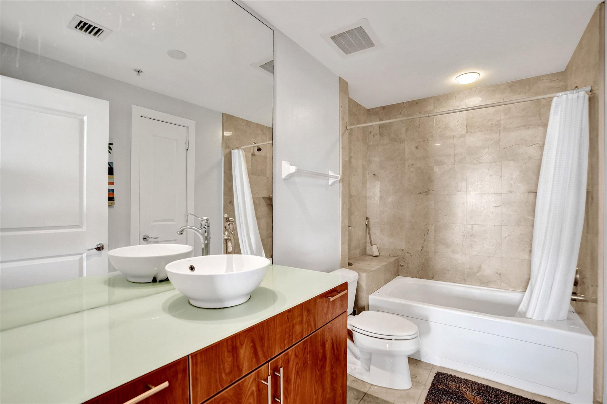 315 NE 3rd Ave #1209 Fort Lauderdale, FL 33301