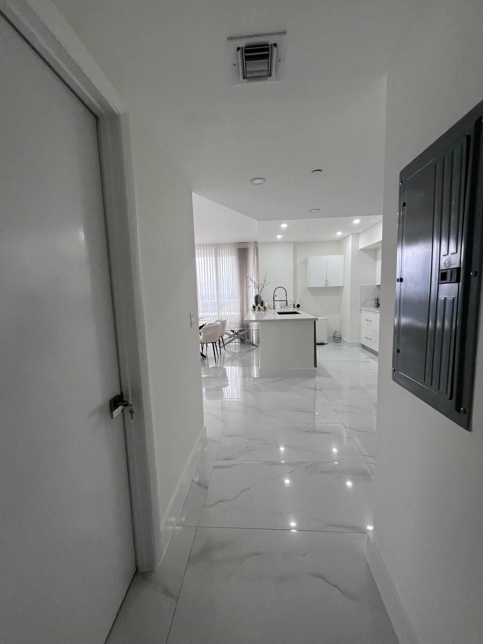 image Beach Club 255