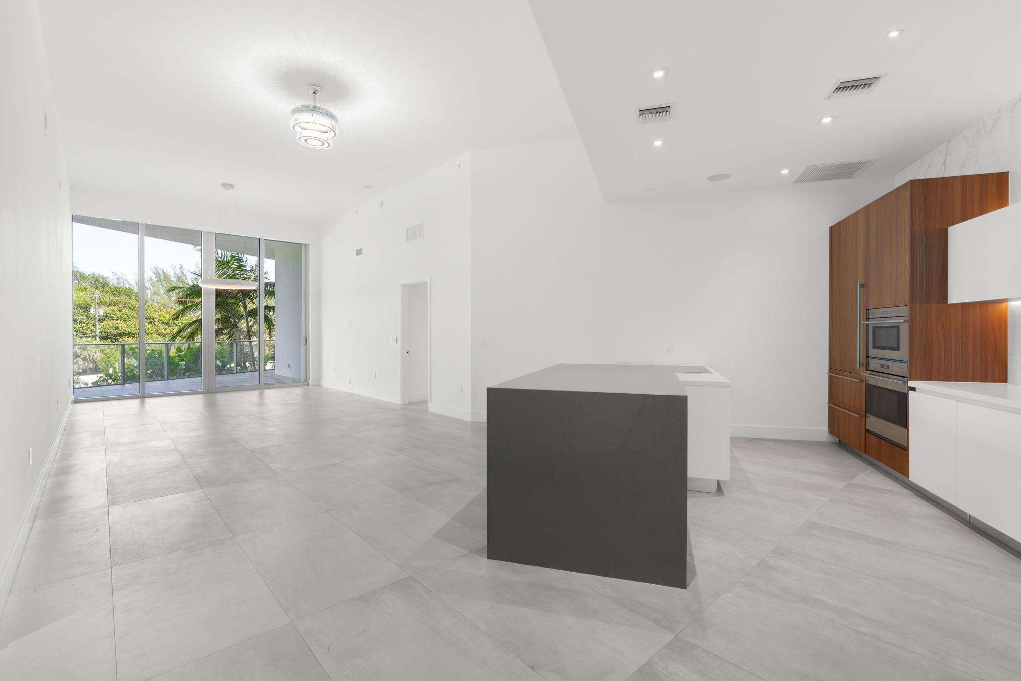 701 N Fort Lauderdale Bch #214 Fort Lauderdale, FL 33304