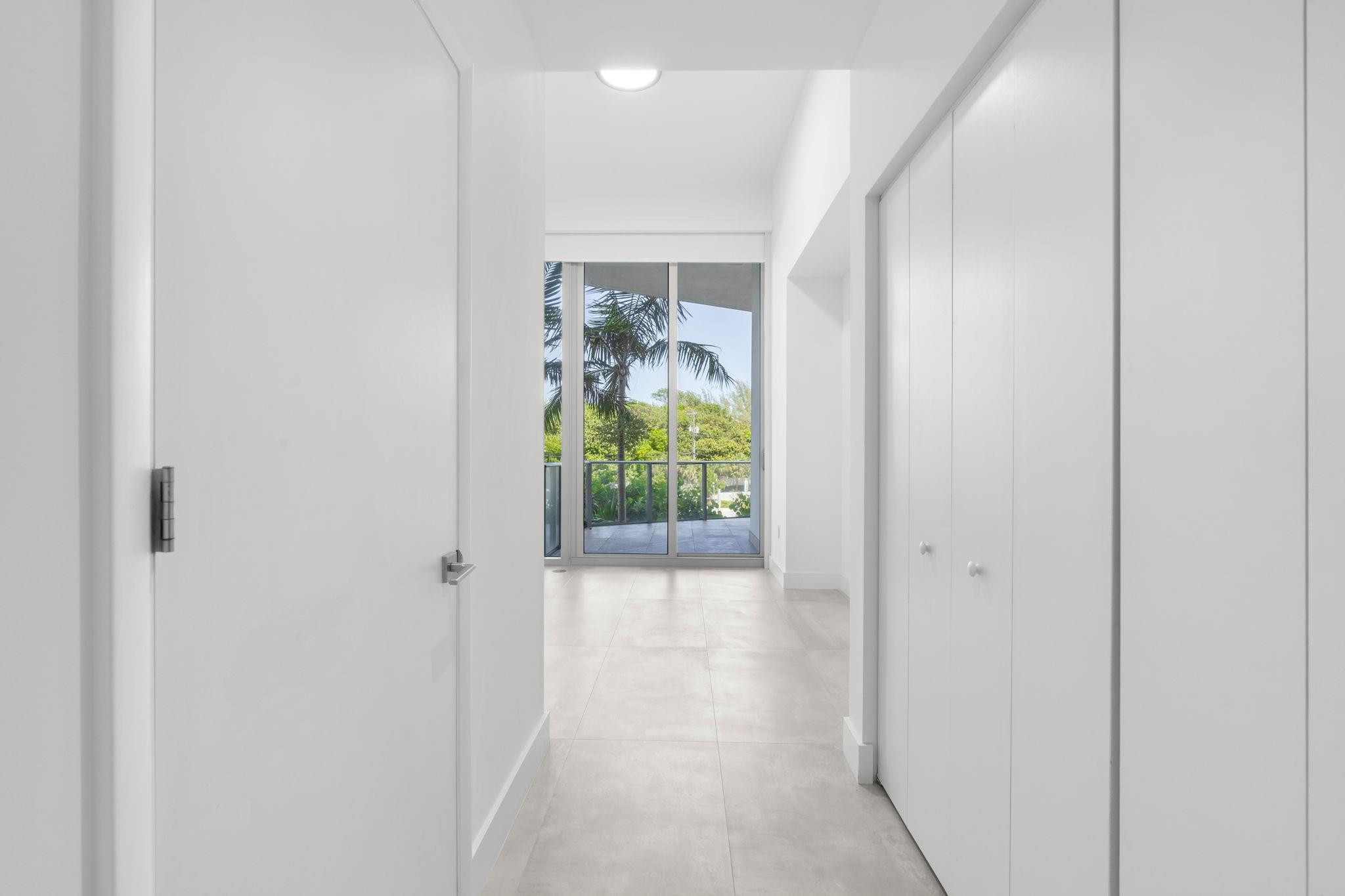 701 N Fort Lauderdale Bch #214 Fort Lauderdale, FL 33304