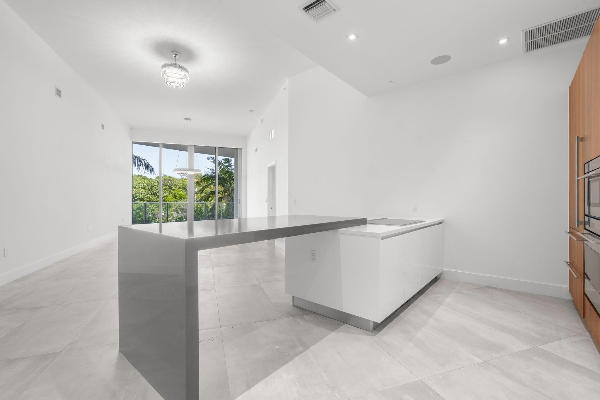 701 N Fort Lauderdale Bch #214 Fort Lauderdale, FL 33304