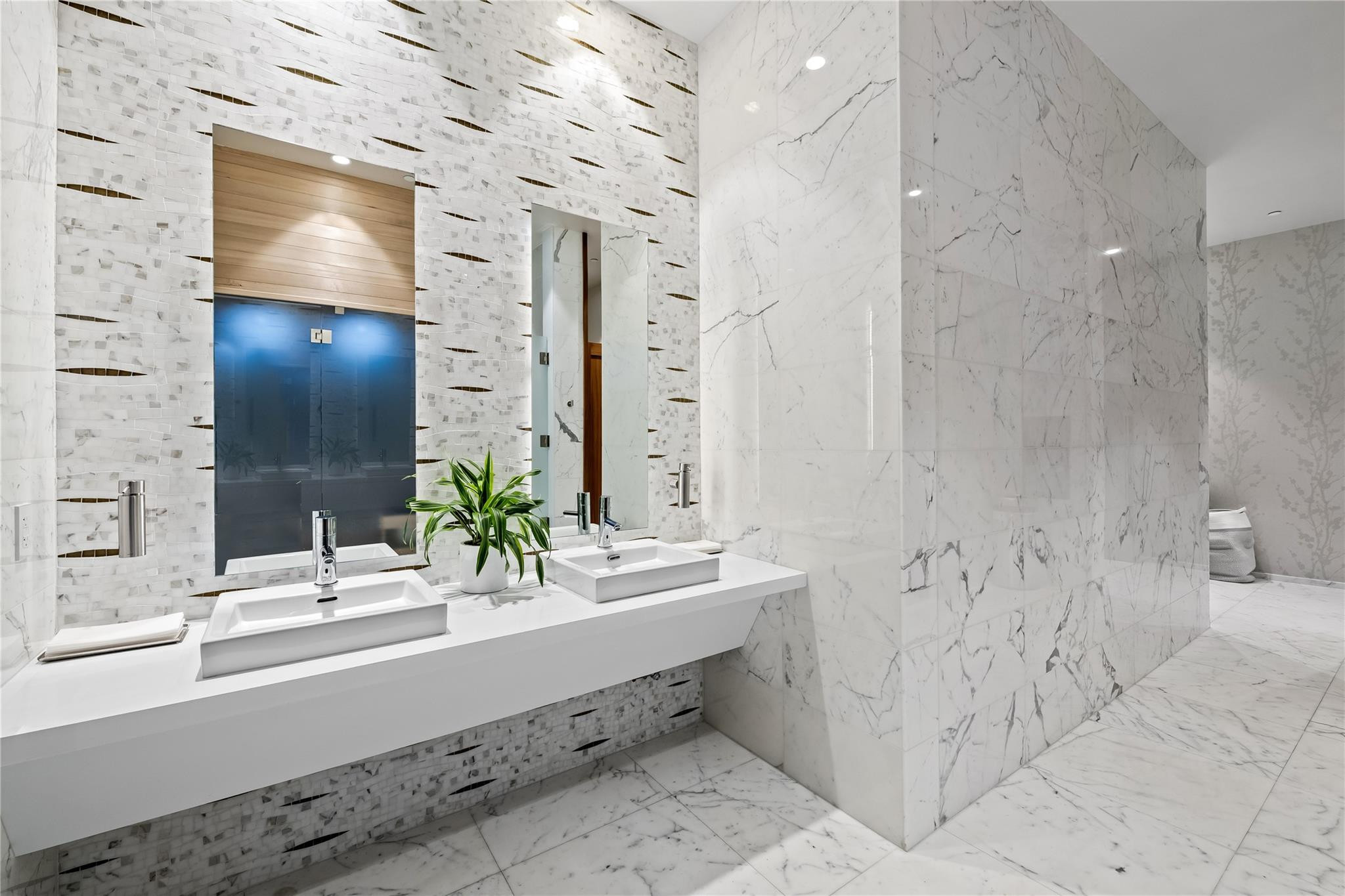 701 N Fort Lauderdale Bch #214 Fort Lauderdale, FL 33304