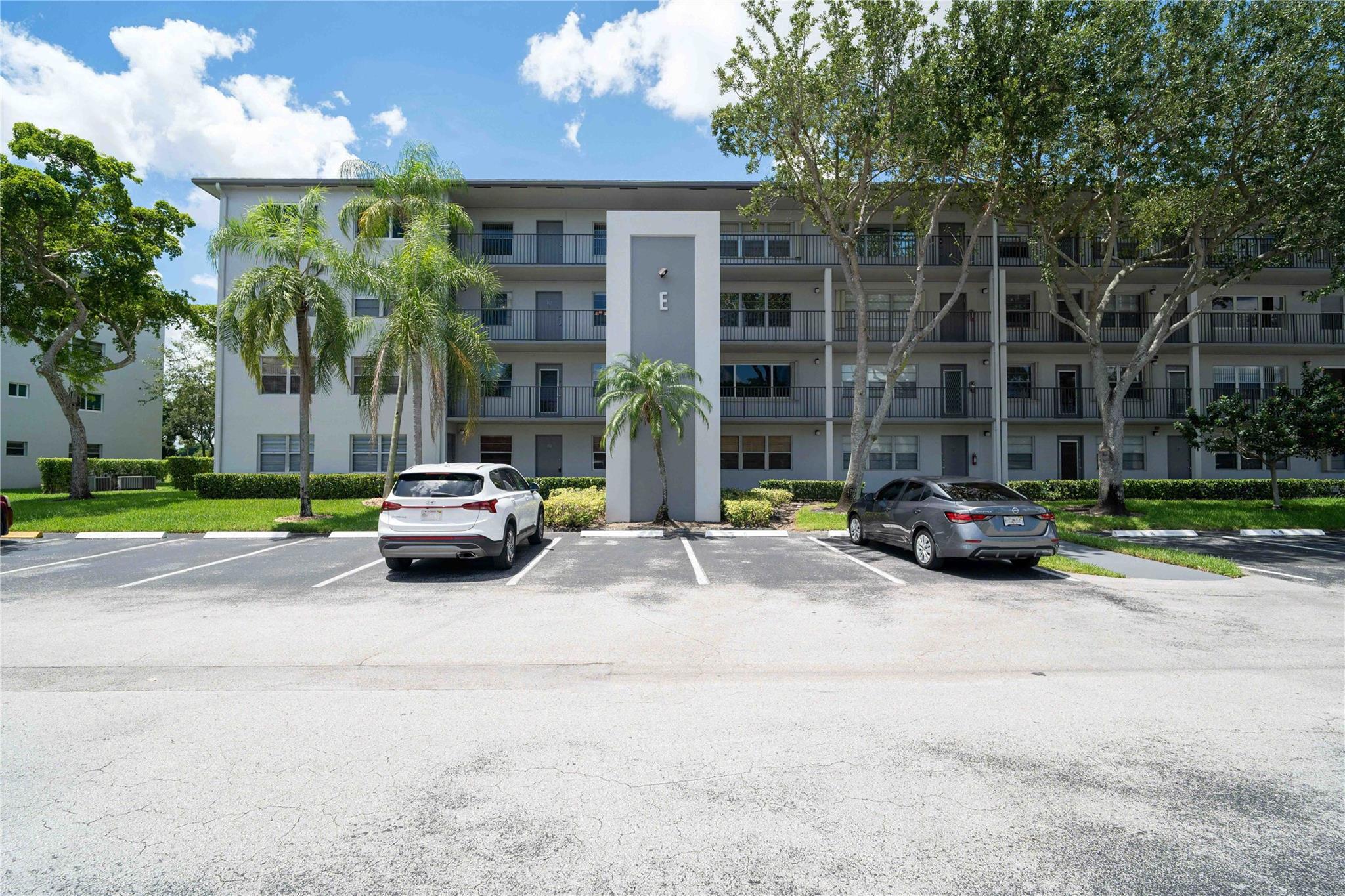 300 SW 134th Way #402E