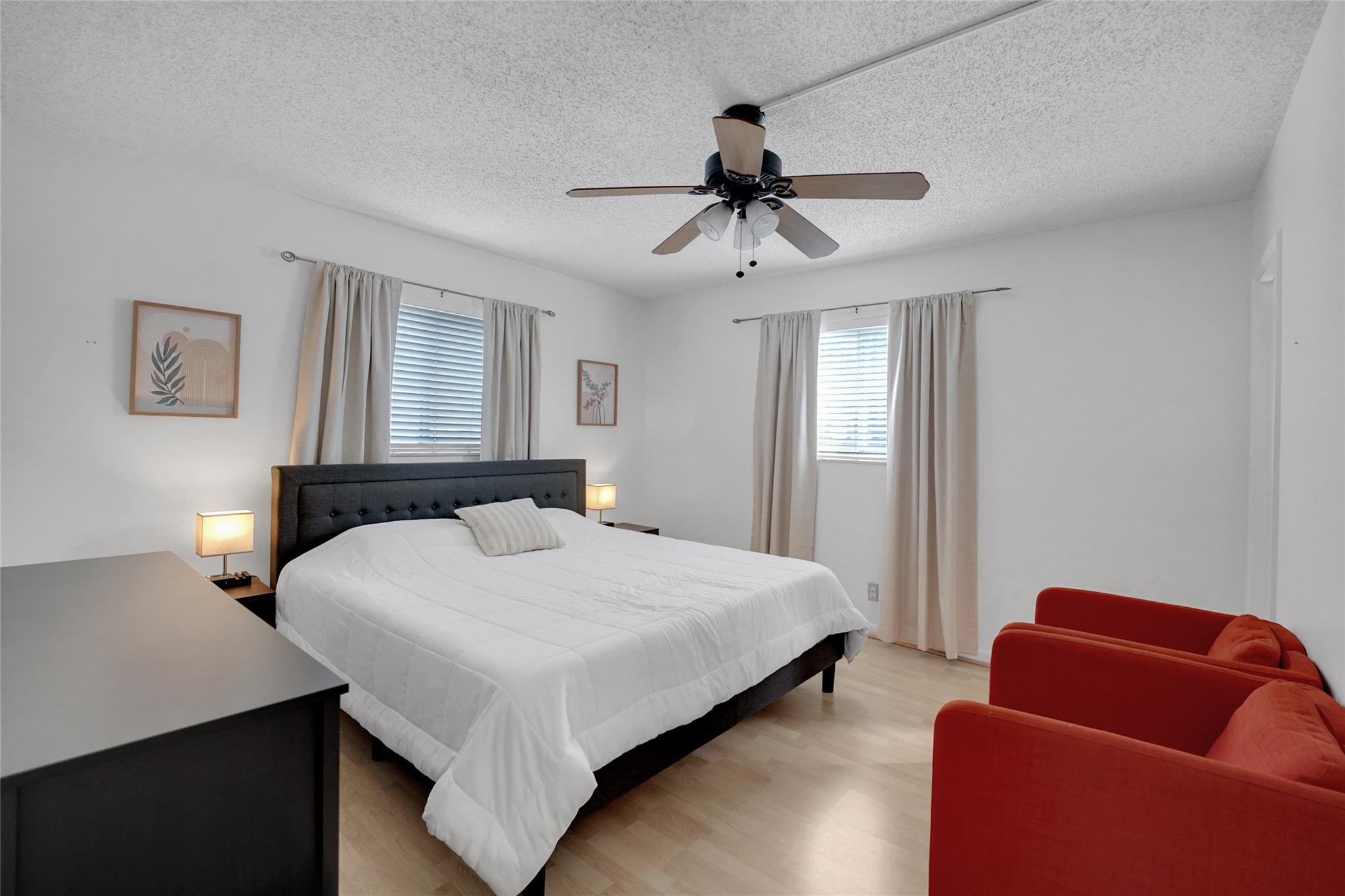 257 S Cypress Rd #401