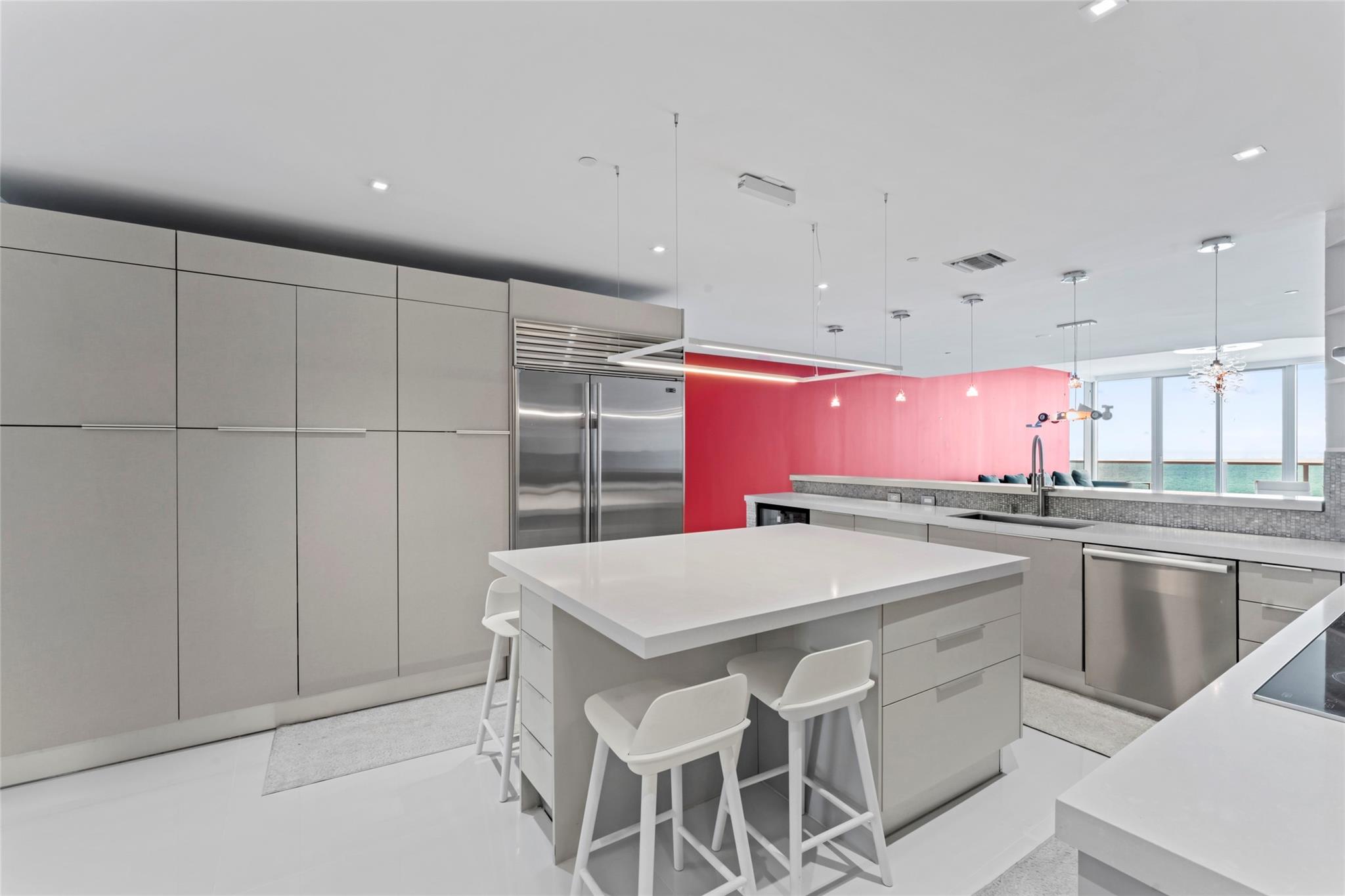 5959 Collins Ave #1203 Miami Beach, FL 33140