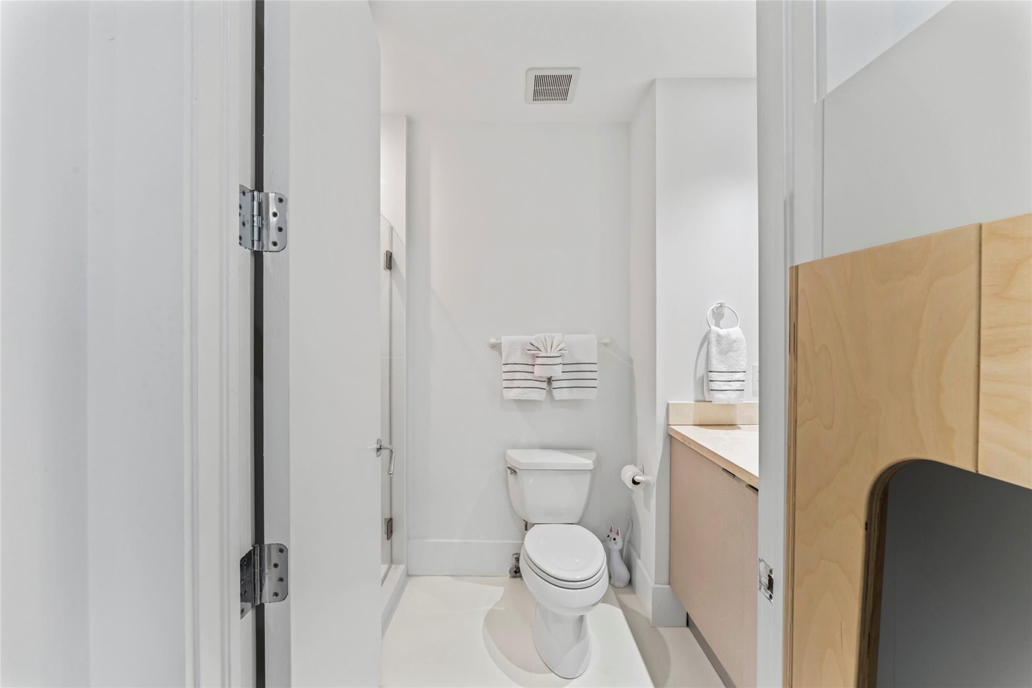 5959 Collins Ave #1203 Miami Beach, FL 33140