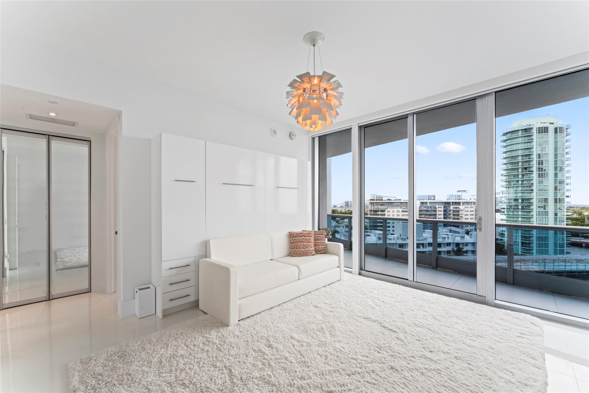 5959 Collins Ave #1203 Miami Beach, FL 33140