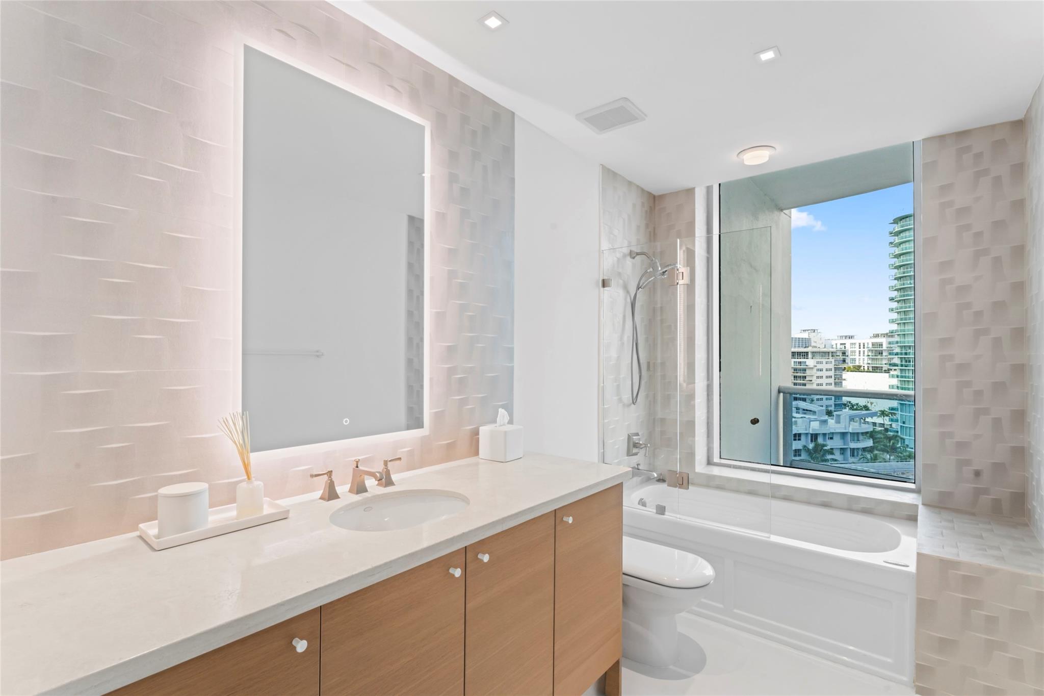 5959 Collins Ave #1203 Miami Beach, FL 33140