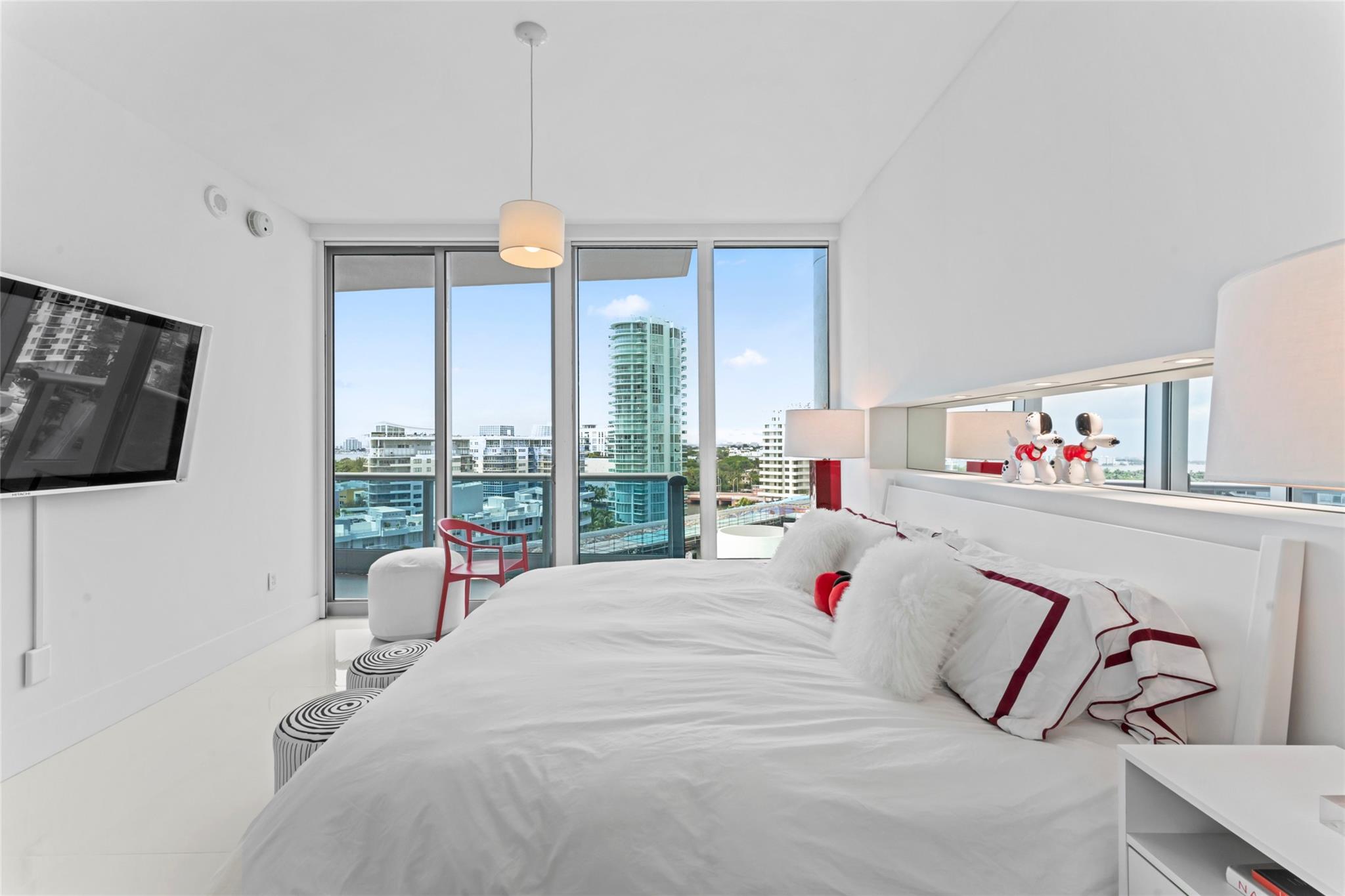 5959 Collins Ave #1203 Miami Beach, FL 33140