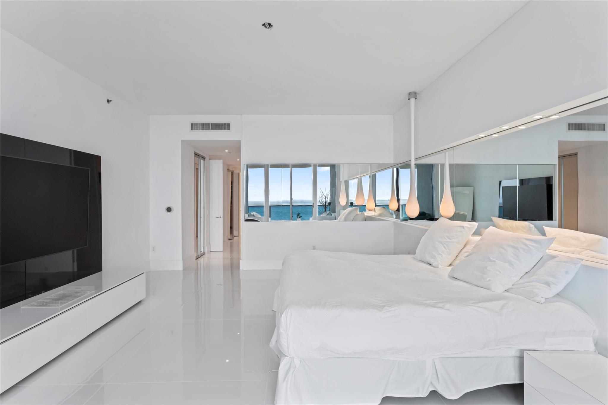 5959 Collins Ave #1203 Miami Beach, FL 33140