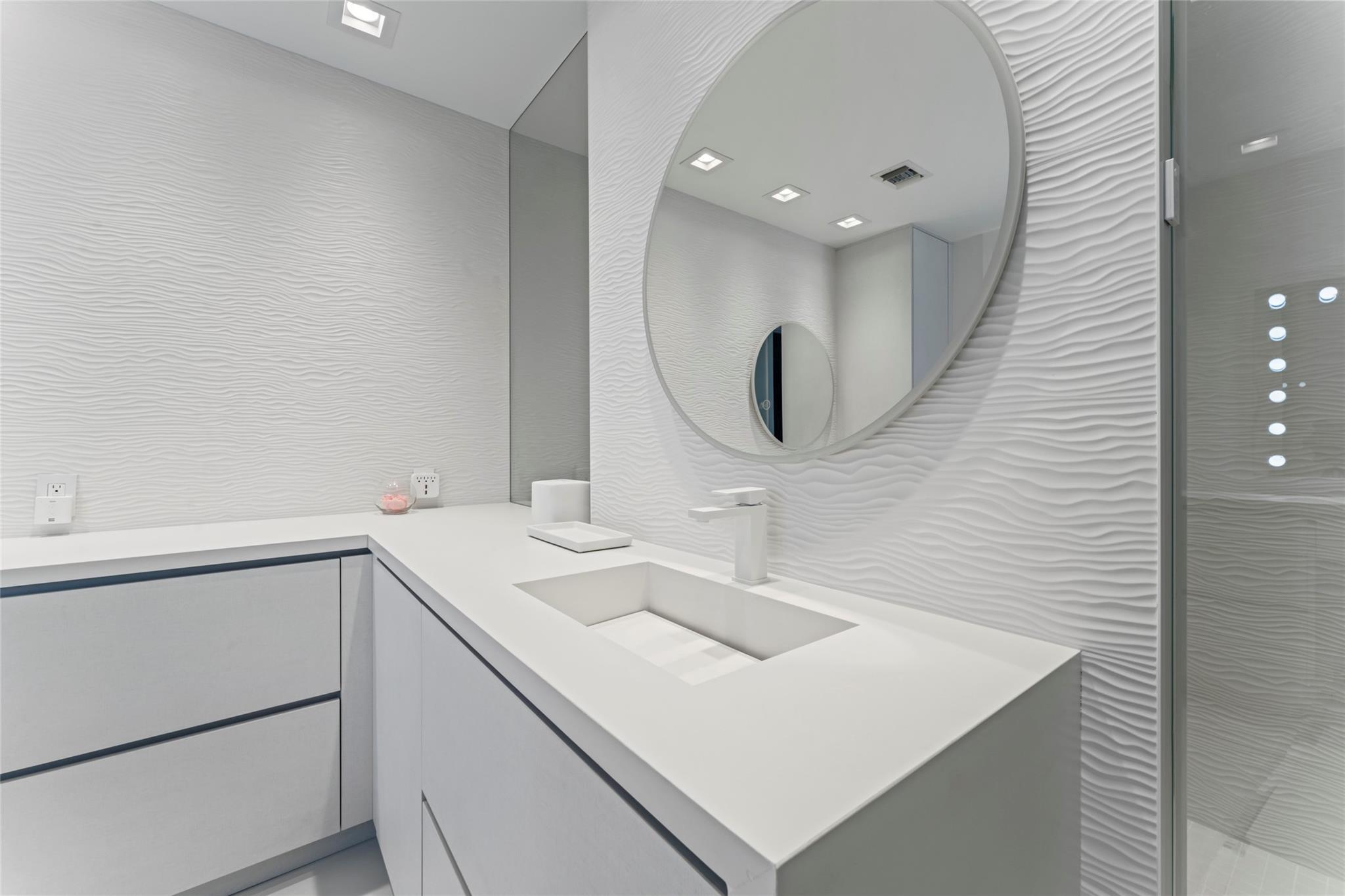 5959 Collins Ave #1203 Miami Beach, FL 33140