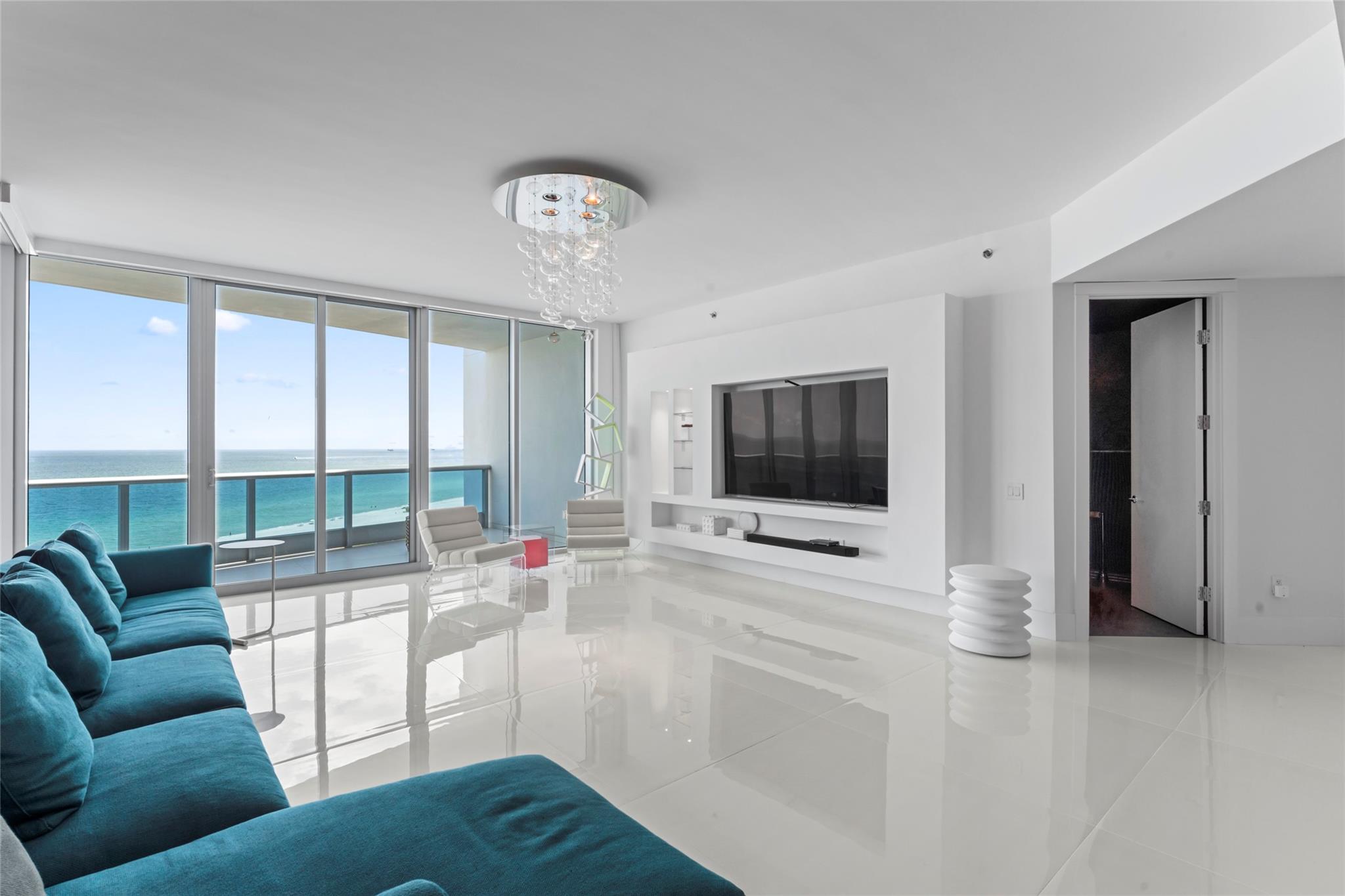 5959 Collins Ave #1203 Miami Beach, FL 33140