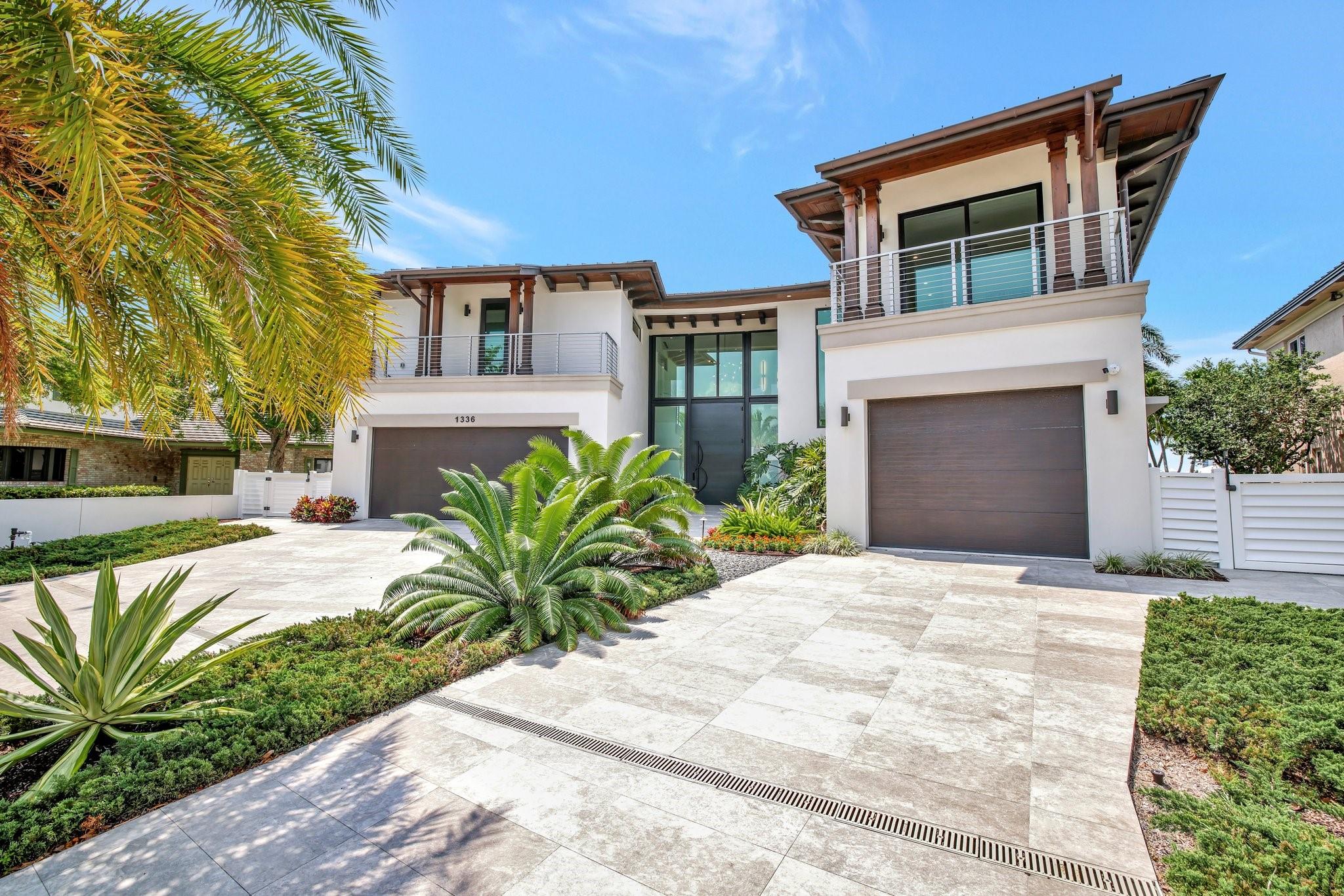 1336 Seminole Dr Fort Lauderdale, FL 33304