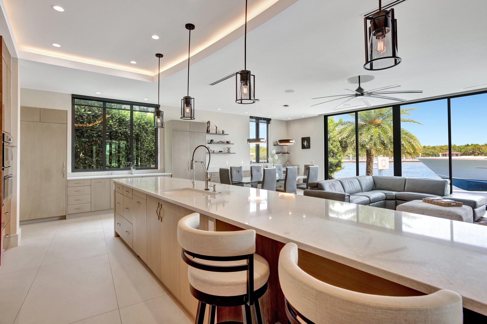 1336 Seminole Dr Fort Lauderdale, FL 33304