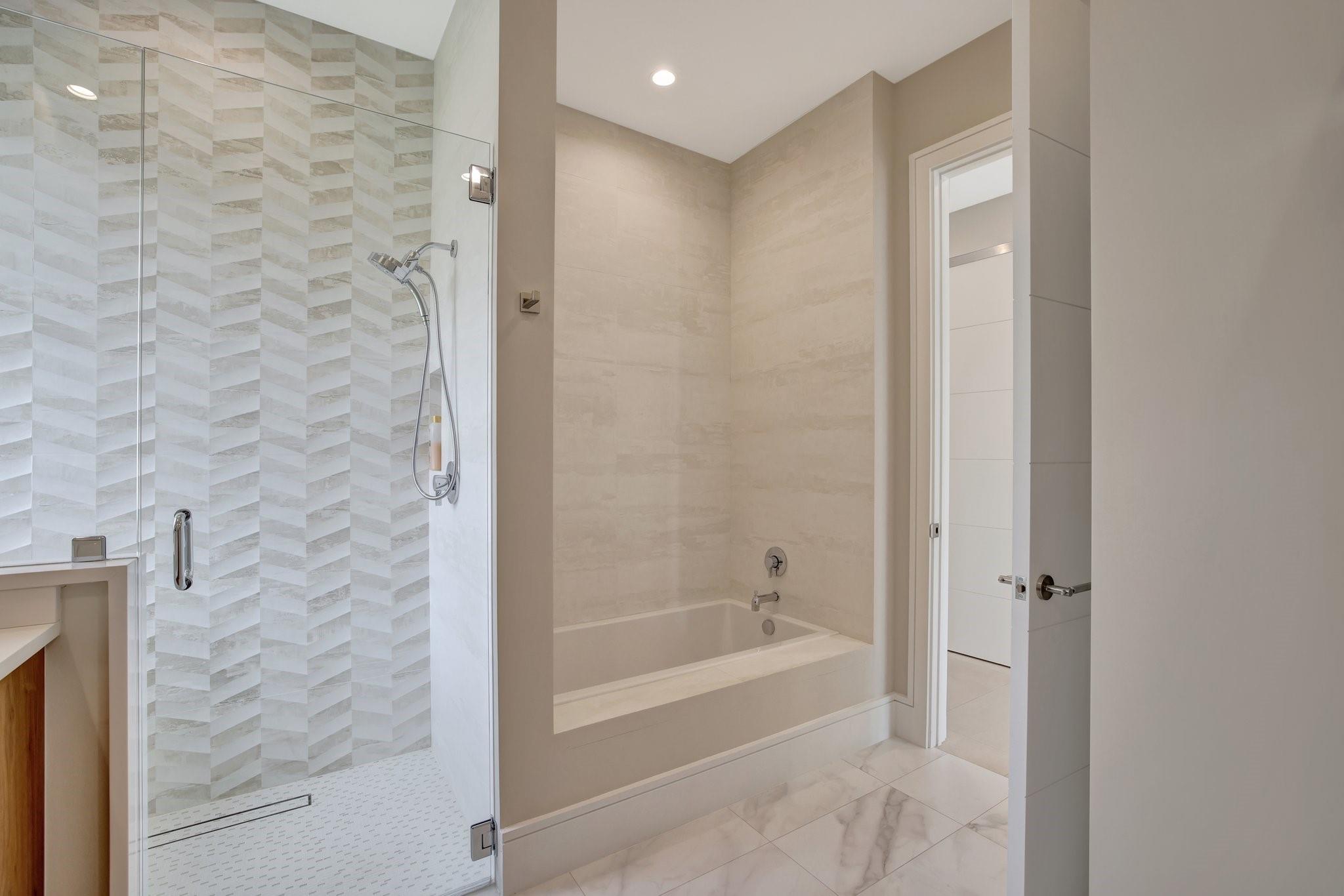 1336 Seminole Dr Fort Lauderdale, FL 33304