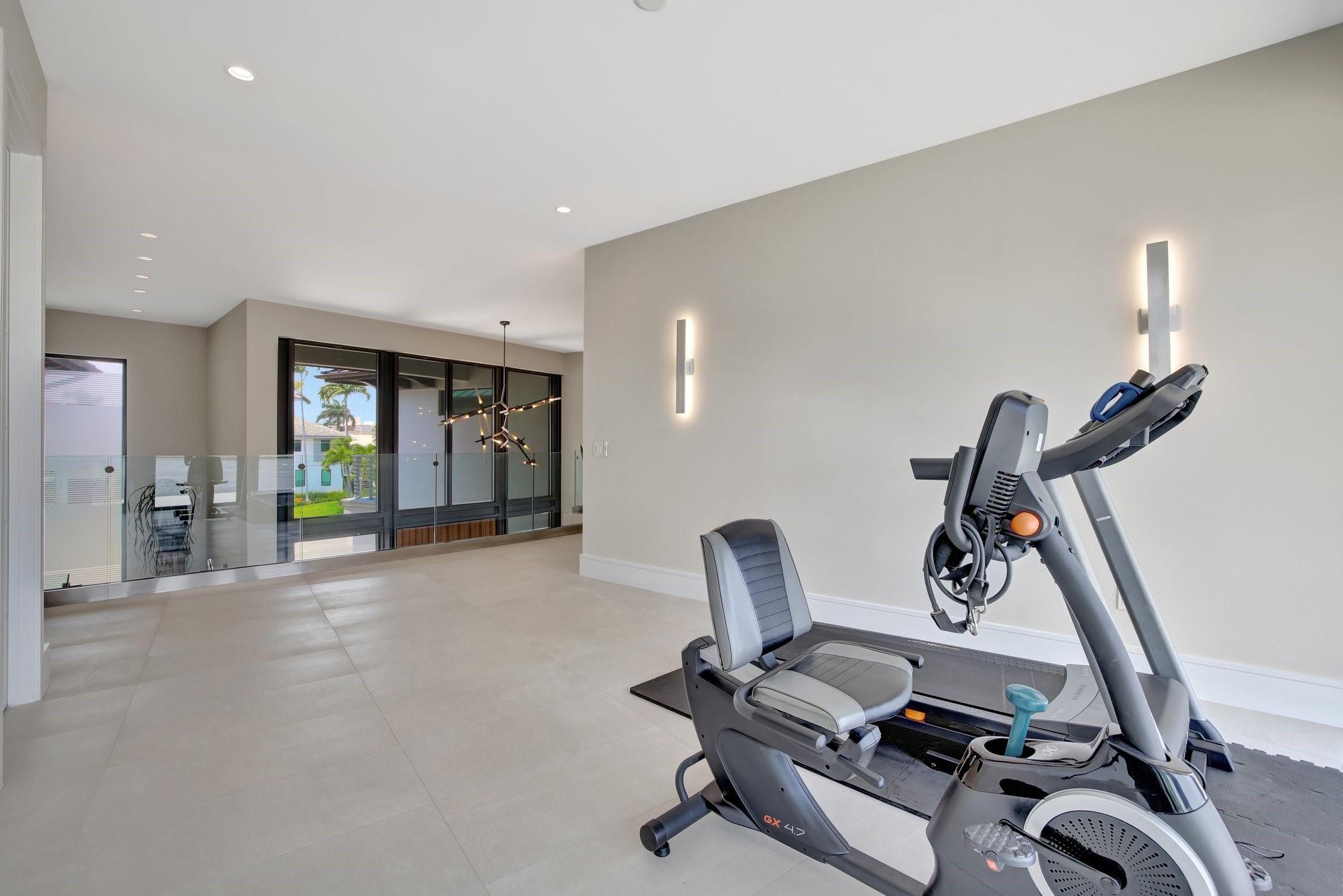 1336 Seminole Dr Fort Lauderdale, FL 33304