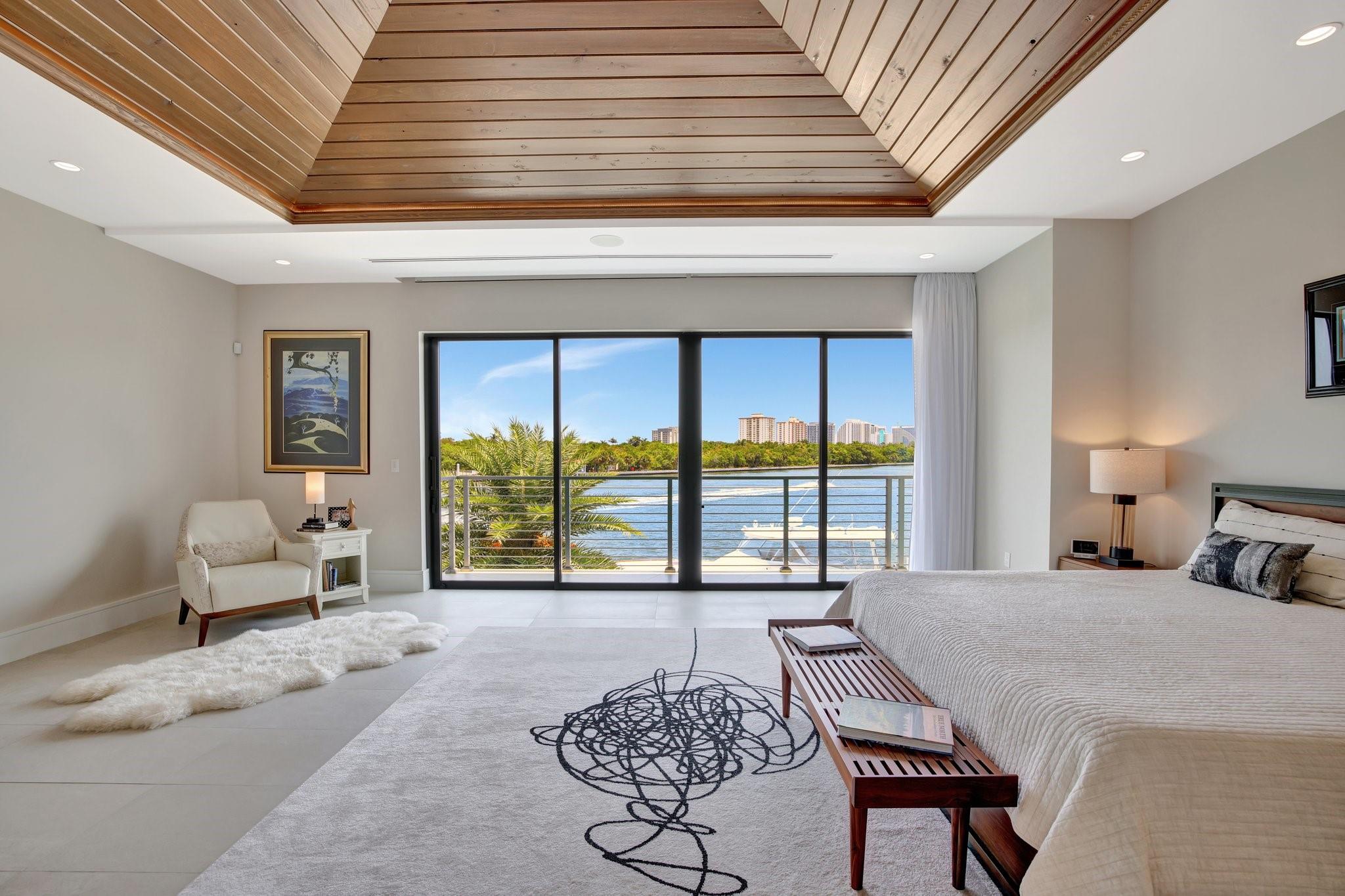 1336 Seminole Dr Fort Lauderdale, FL 33304