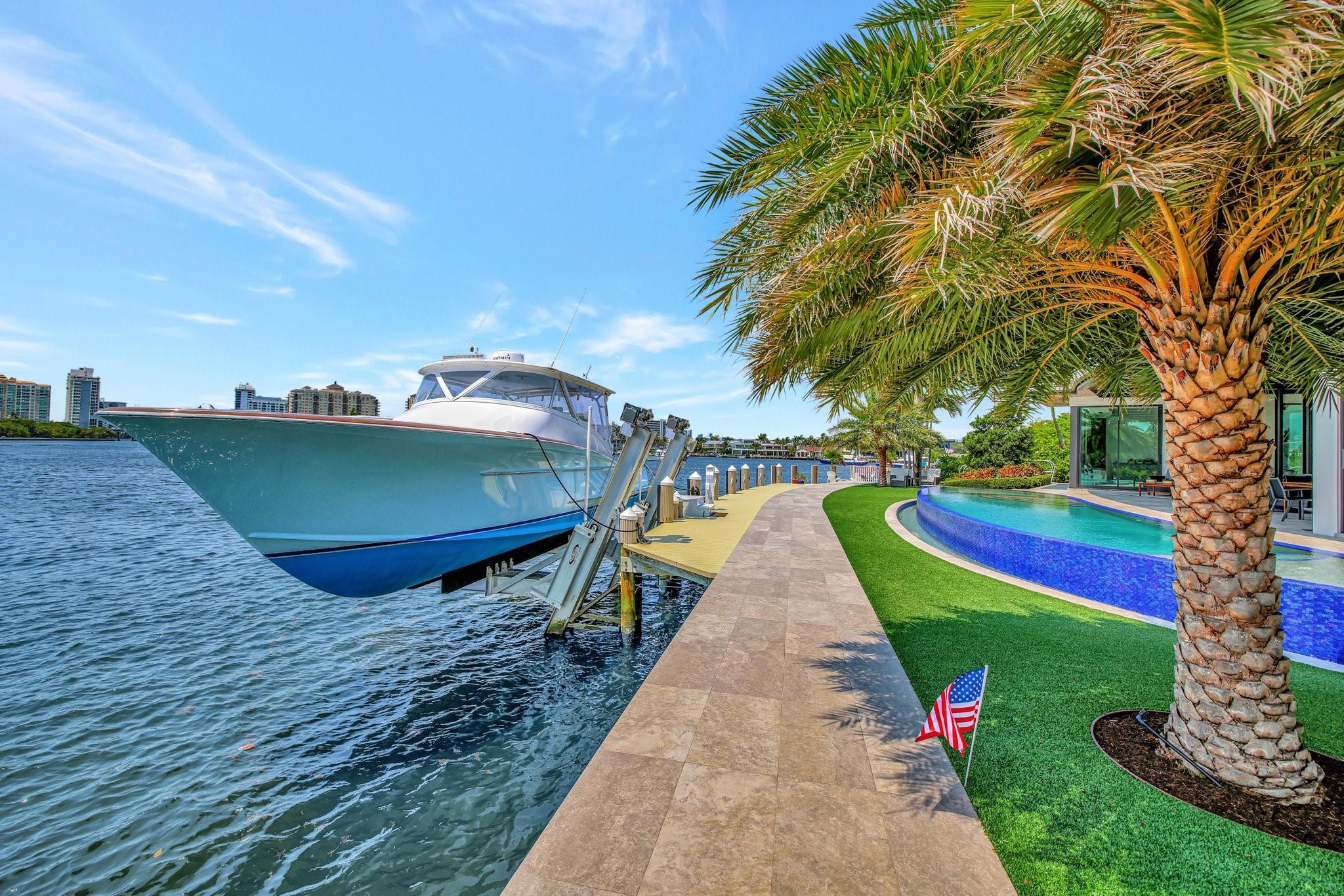 1336 Seminole Dr Fort Lauderdale, FL 33304