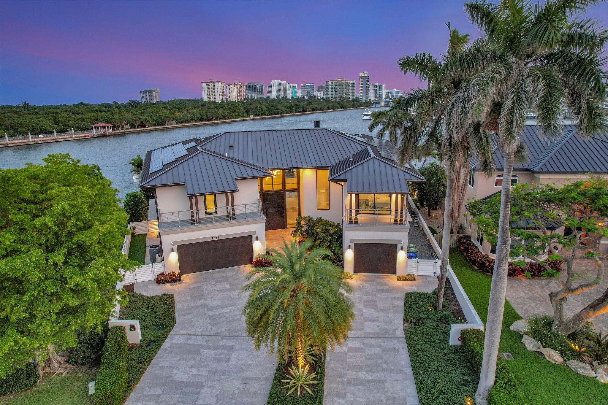 1336 Seminole Dr Fort Lauderdale, FL 33304