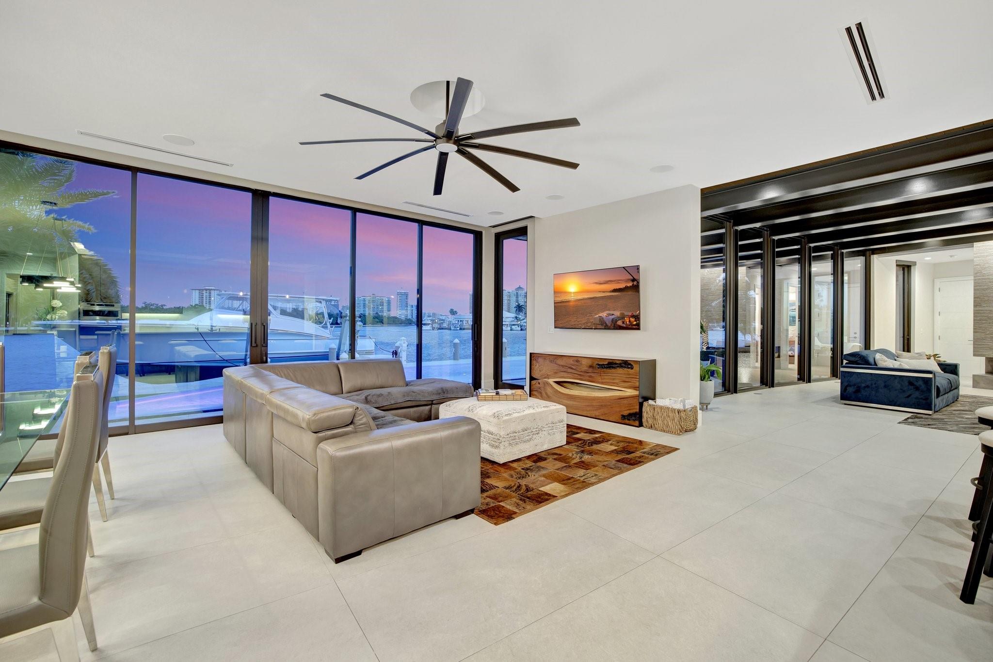 1336 Seminole Dr Fort Lauderdale, FL 33304