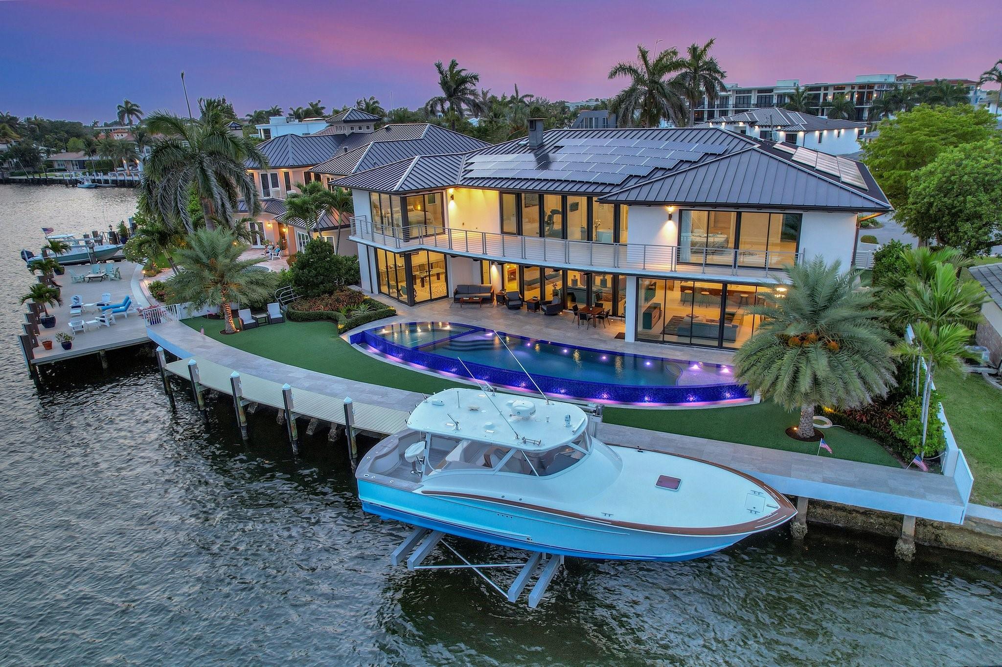 1336 Seminole Dr Fort Lauderdale, FL 33304