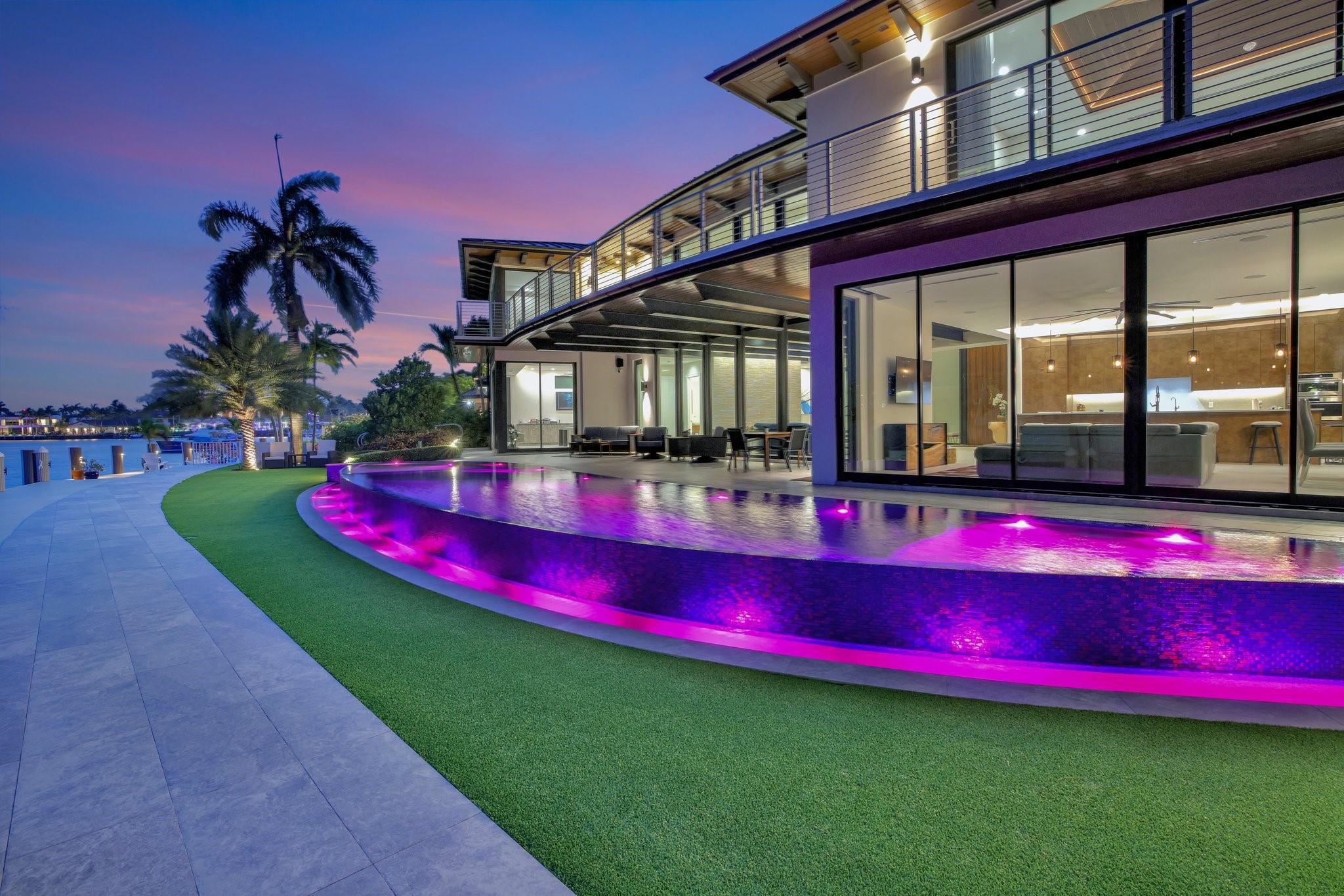 1336 Seminole Dr Fort Lauderdale, FL 33304