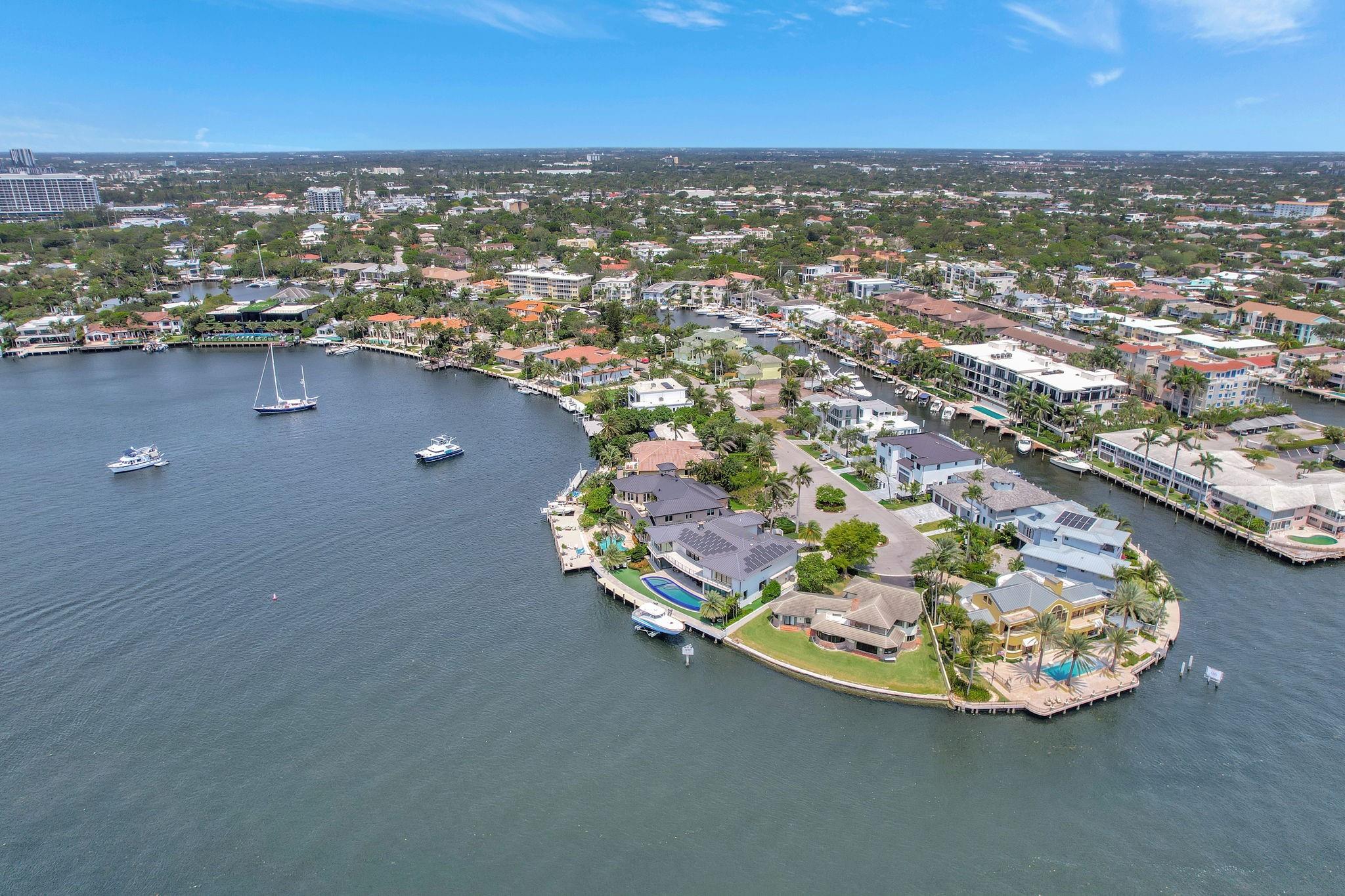 1336 Seminole Dr Fort Lauderdale, FL 33304