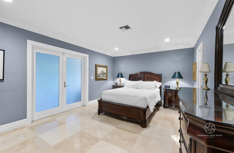 707 NE 26th Ave Fort Lauderdale, FL 33304