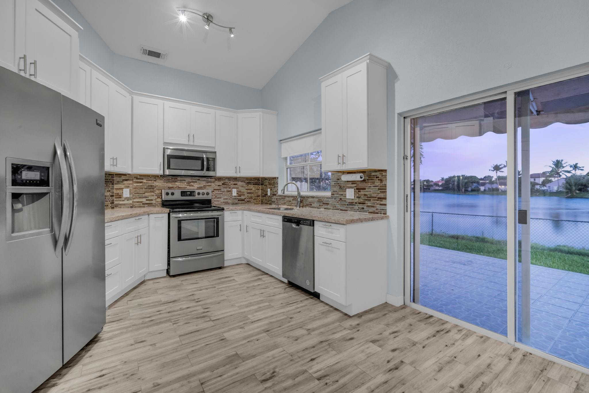 18510 NW 22nd St Pembroke Pines, FL 33029