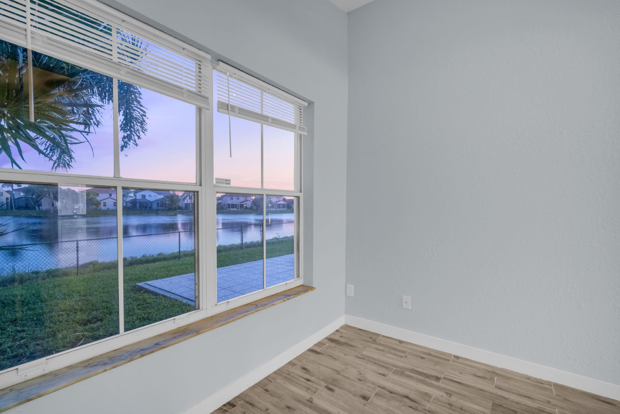 18510 NW 22nd St Pembroke Pines, FL 33029