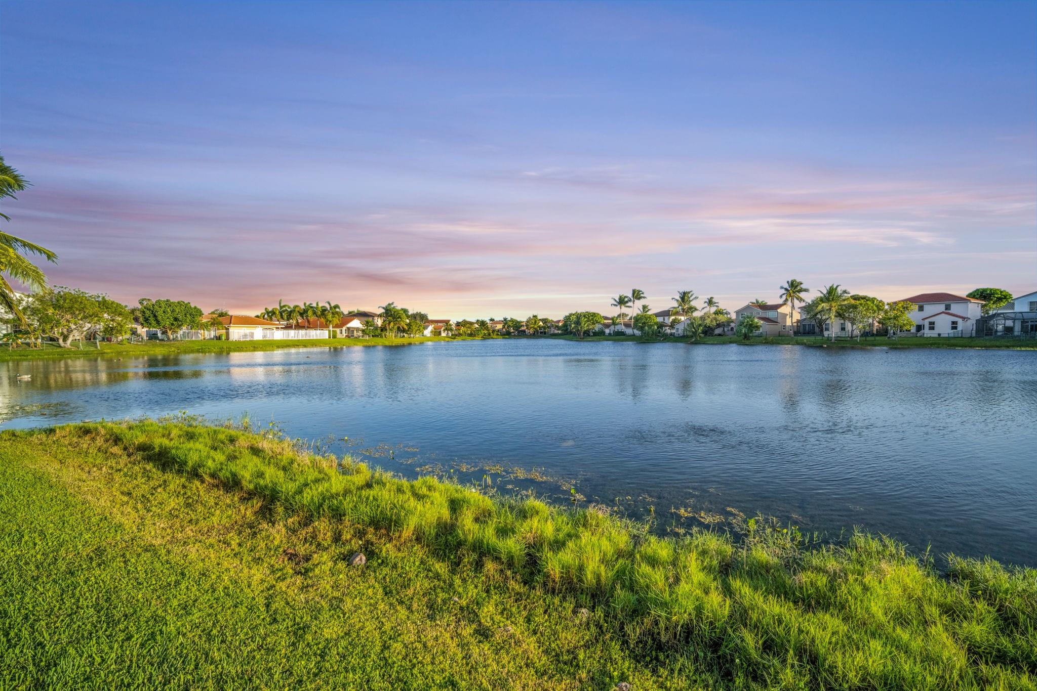 18510 NW 22nd St Pembroke Pines, FL 33029