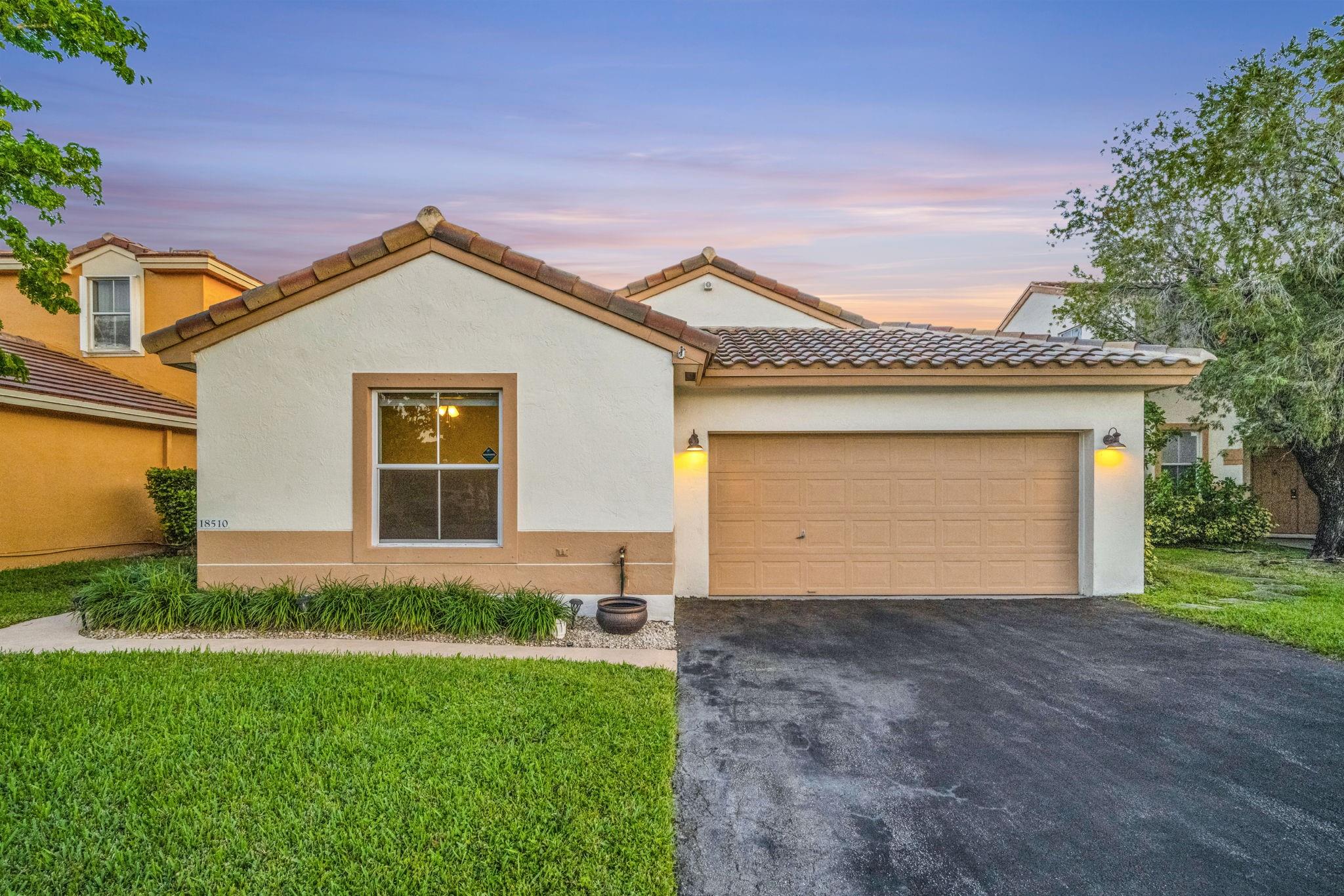 18510 NW 22nd St Pembroke Pines, FL 33029