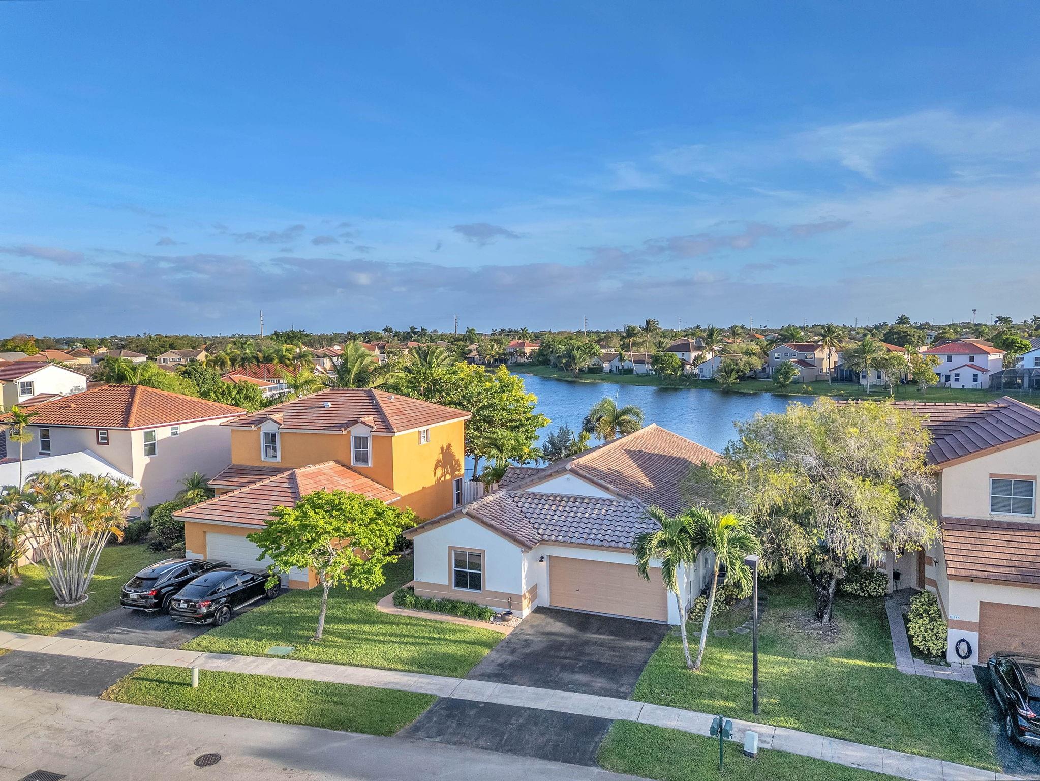 18510 NW 22nd St Pembroke Pines, FL 33029