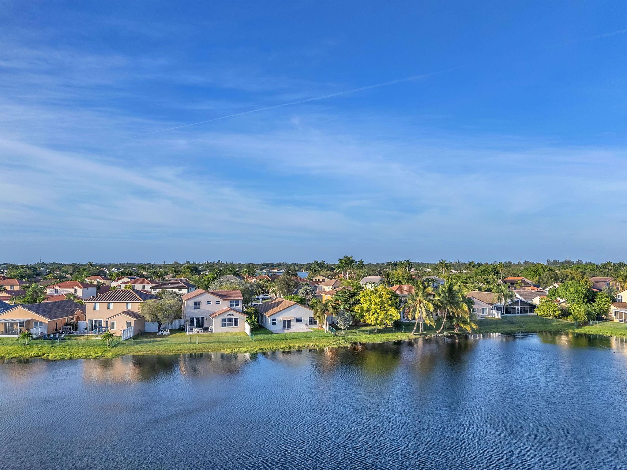 18510 NW 22nd St Pembroke Pines, FL 33029