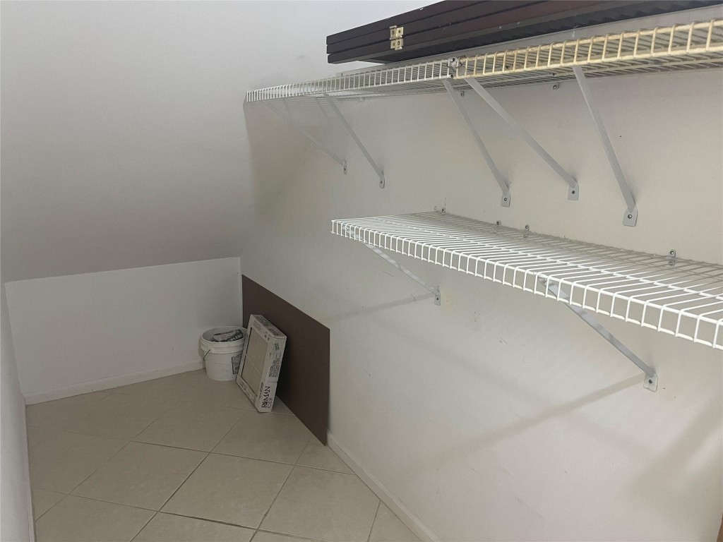 6273 Bay Clb #2 Fort Lauderdale, FL 33308