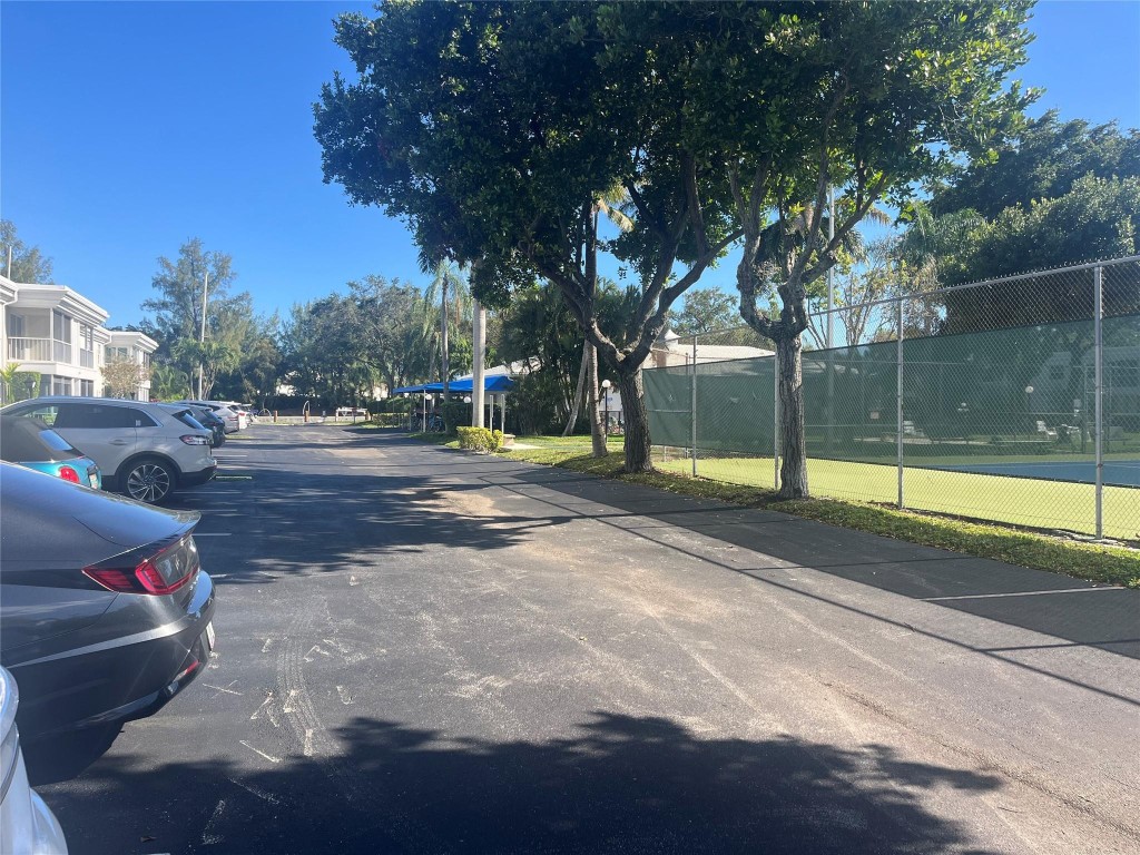 6273 Bay Clb #2 Fort Lauderdale, FL 33308