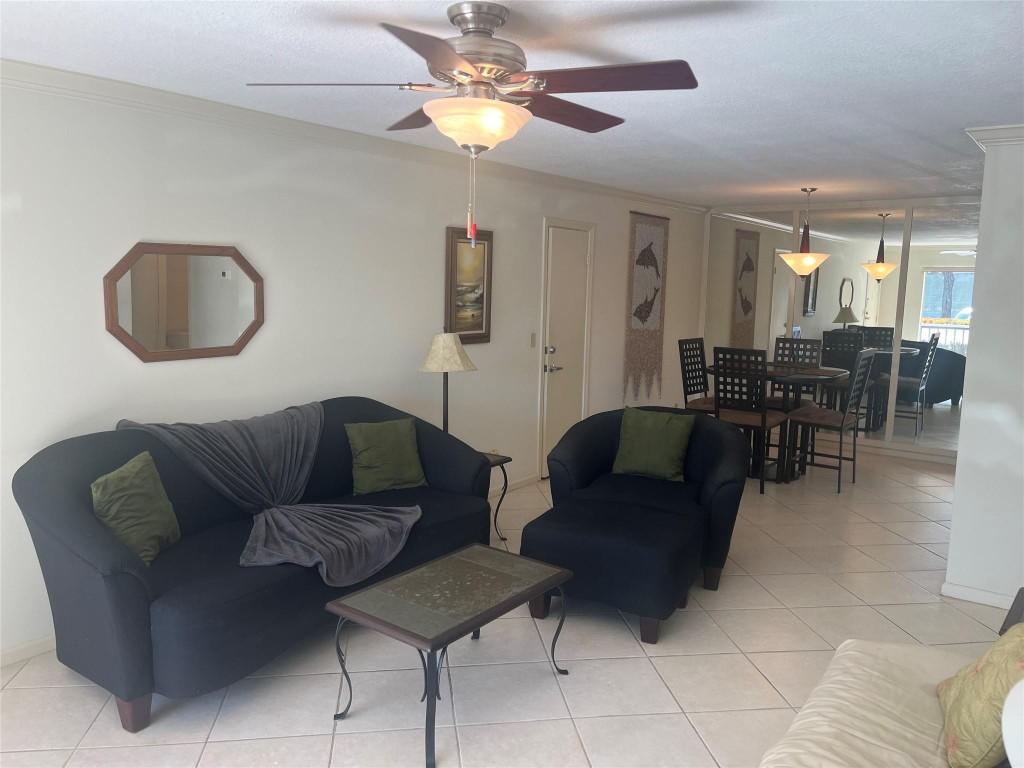 6273 Bay Clb #2 Fort Lauderdale, FL 33308